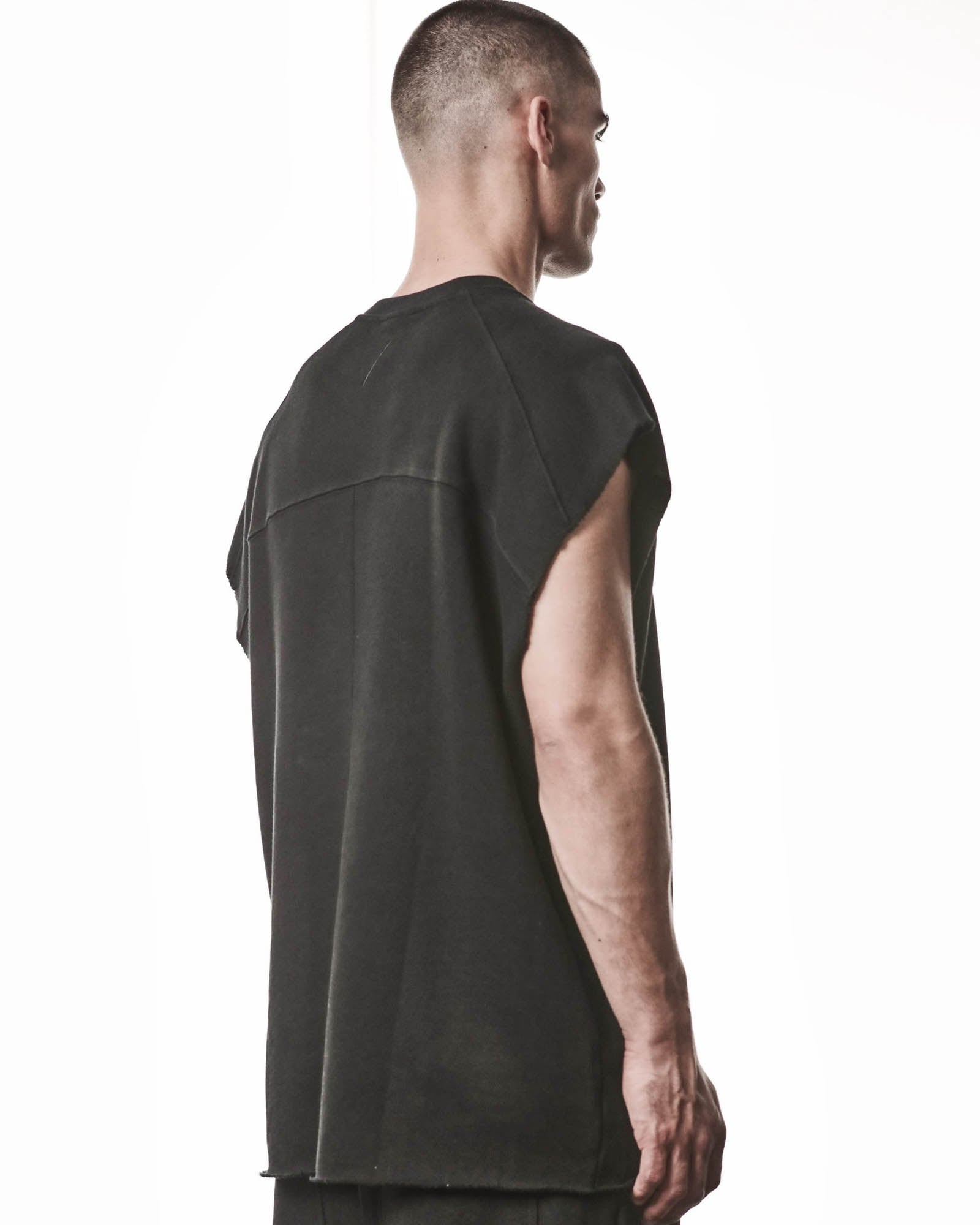 Seam Tank