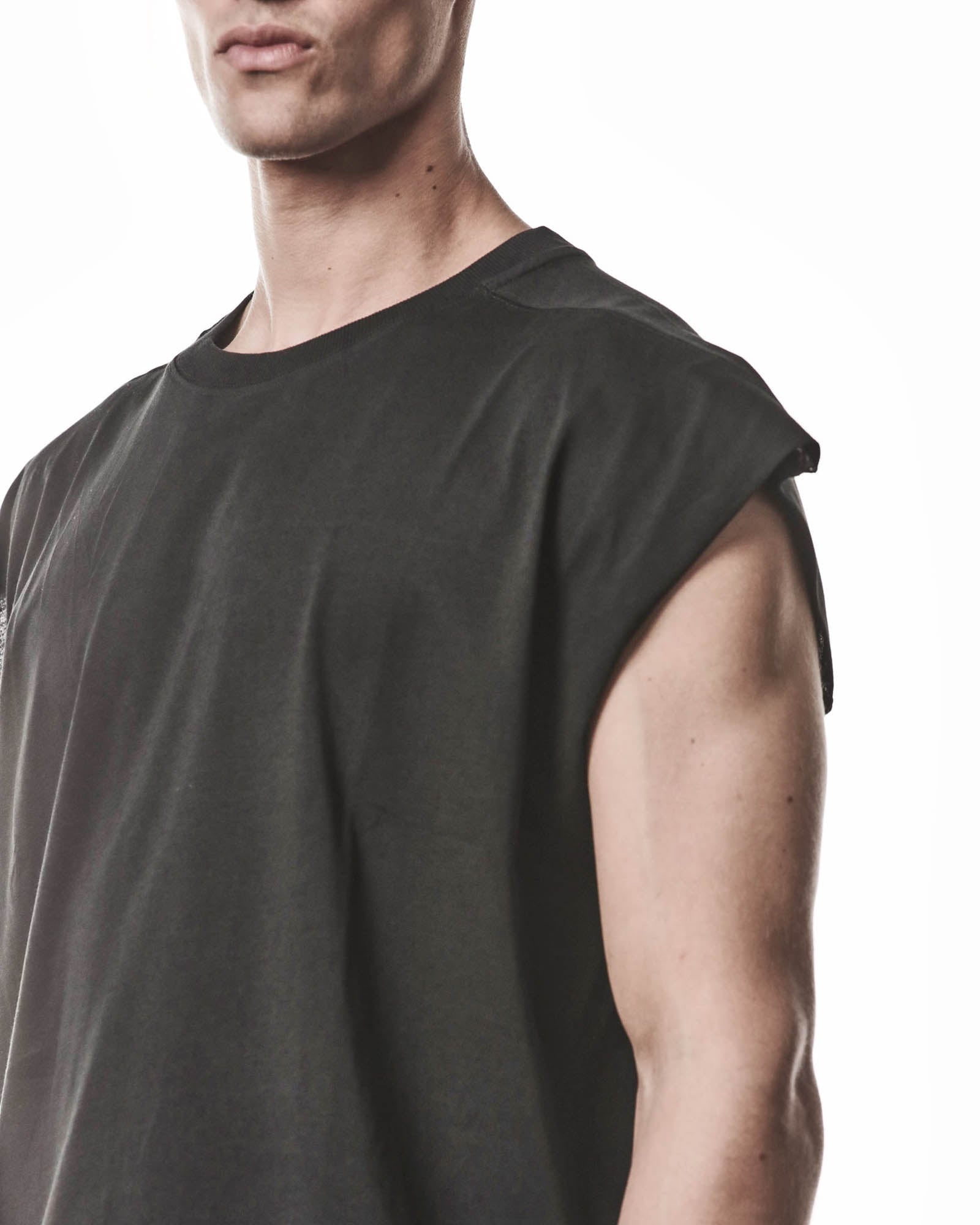 Seam Tank
