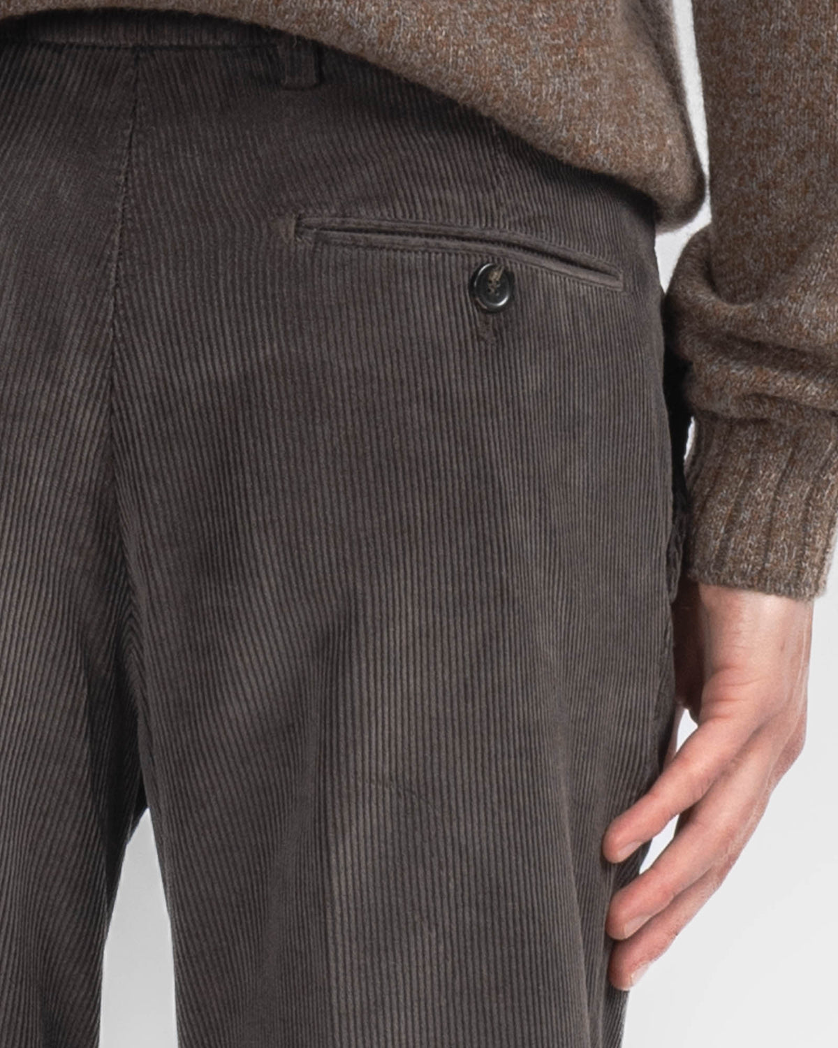 Mid Wale Corduroy Pant