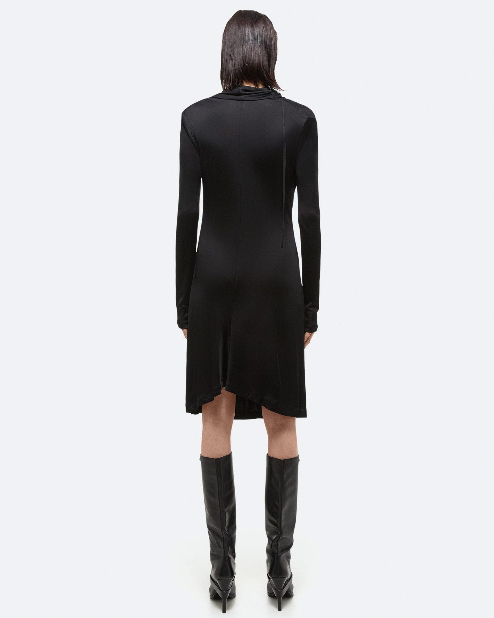 Robe à col bénitier