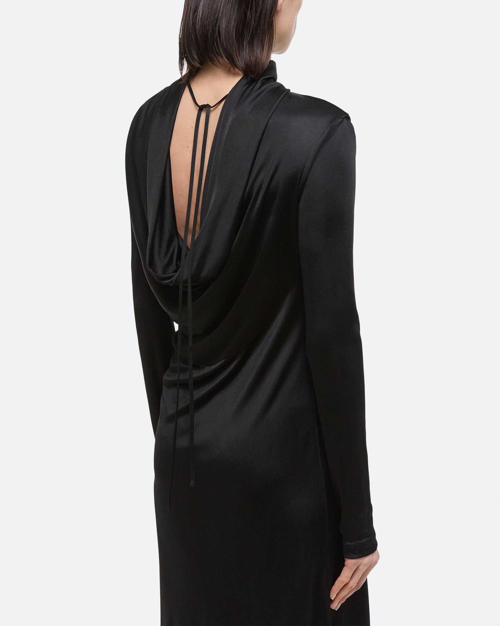 Robe à col bénitier