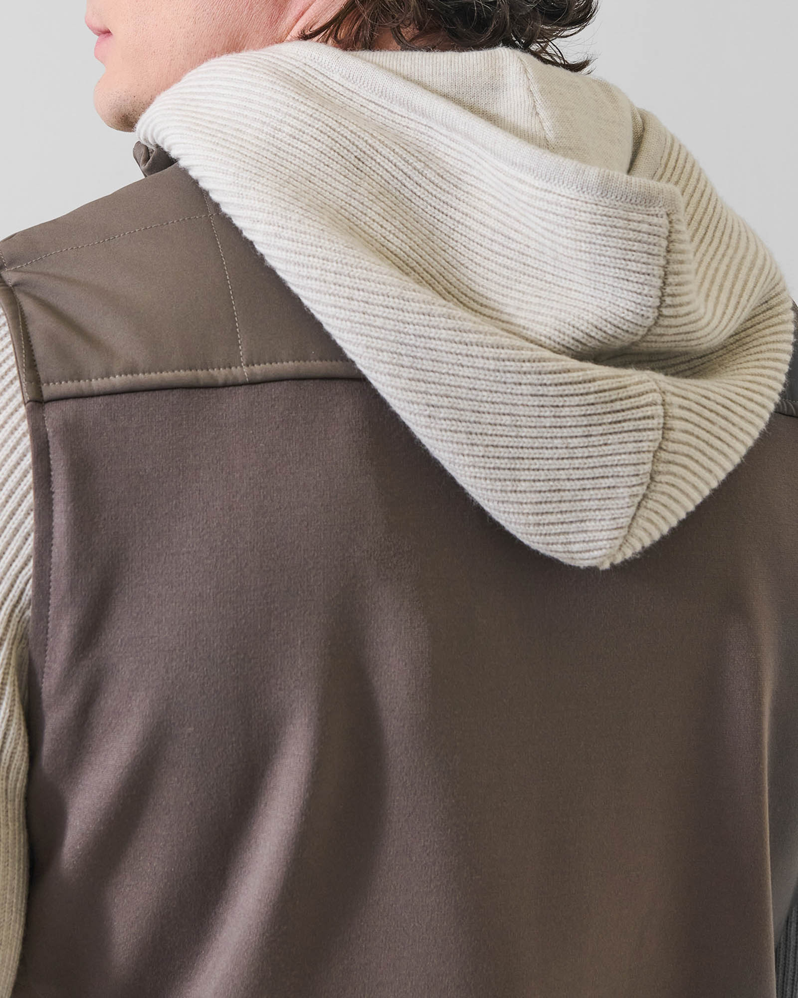 Grid Quilt Zip Vest