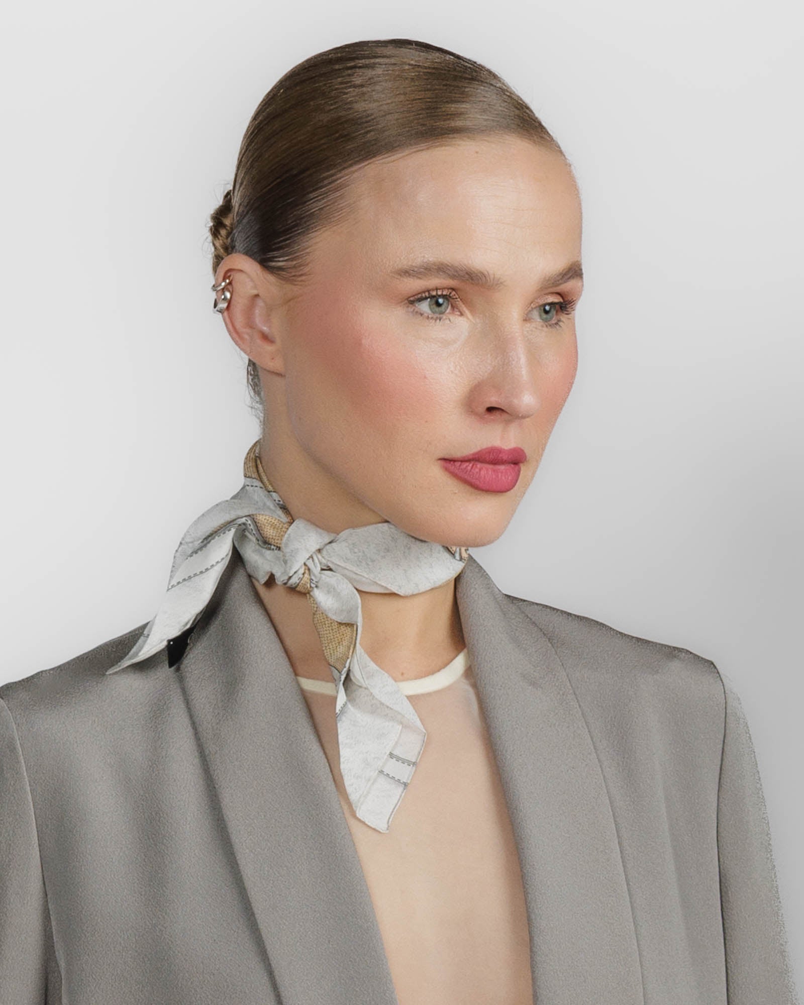Pochette Scarf