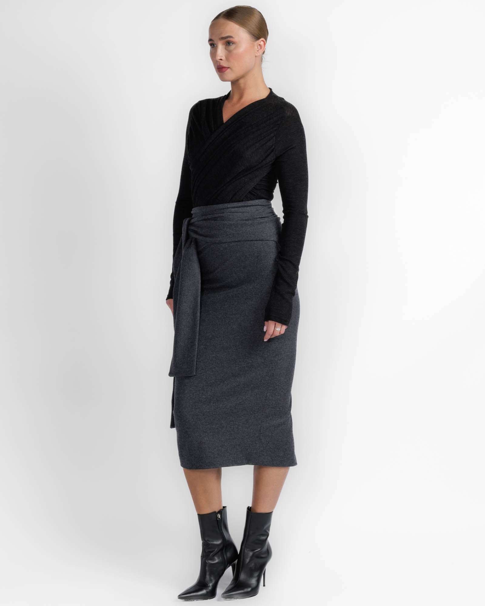 Gentle Twist Skirt