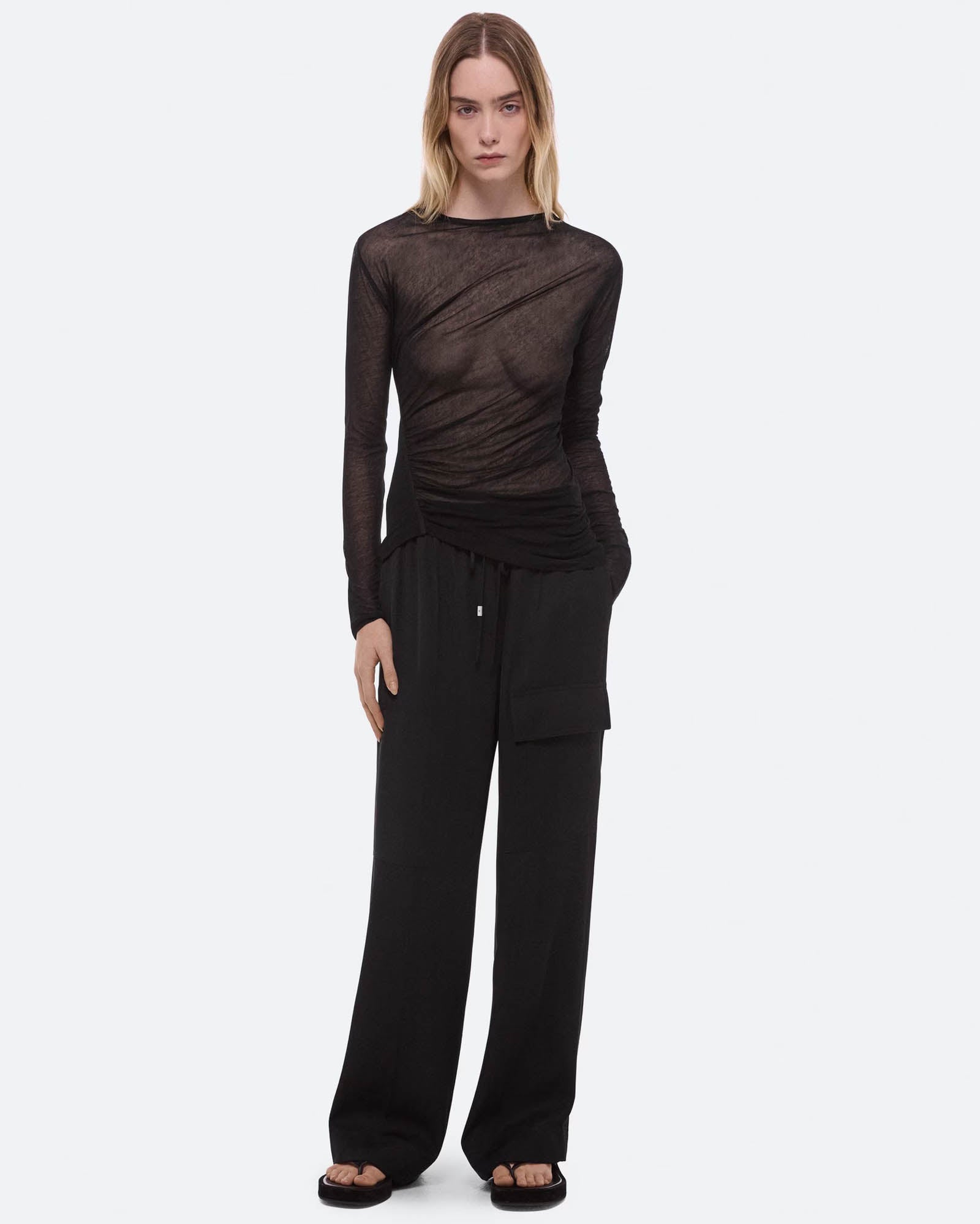 Seamed Wind Top