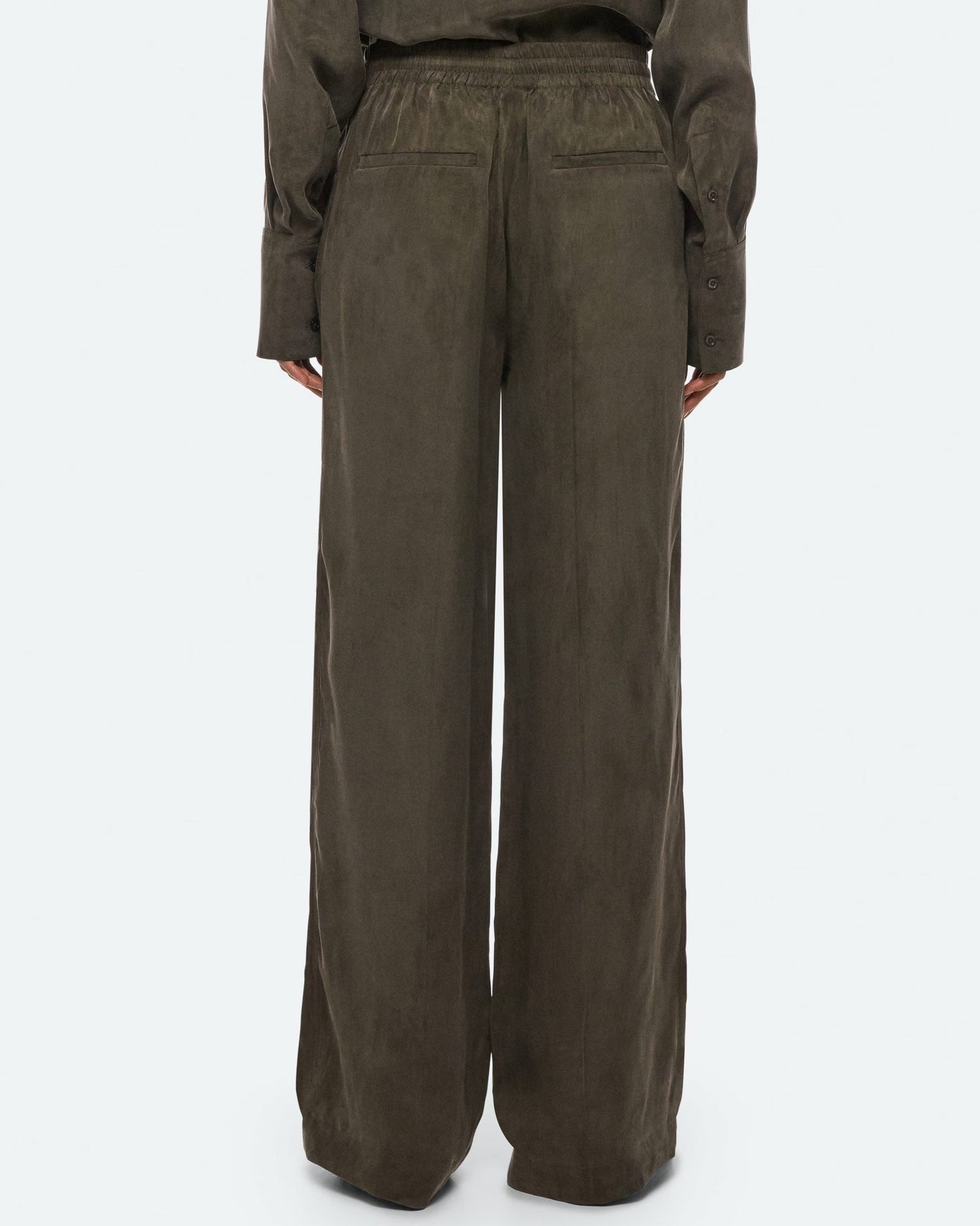 Fluid Pull-On Pant