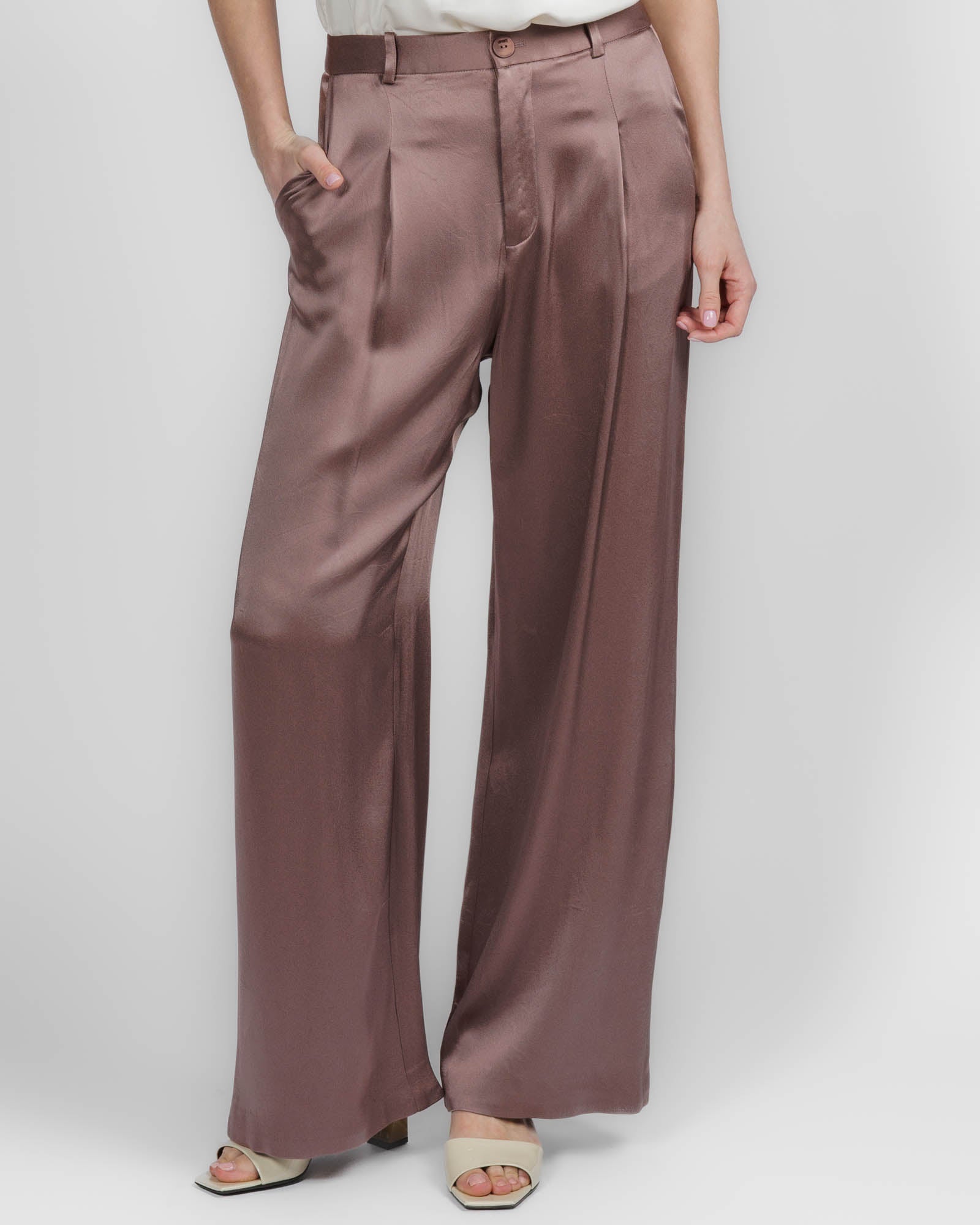 Pleated Pant