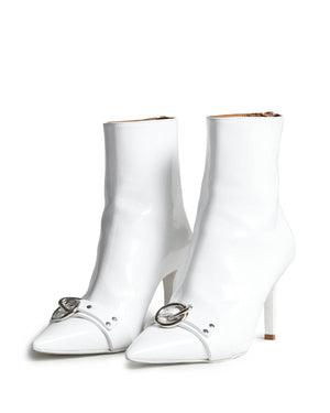 Ankle Boot With Ring