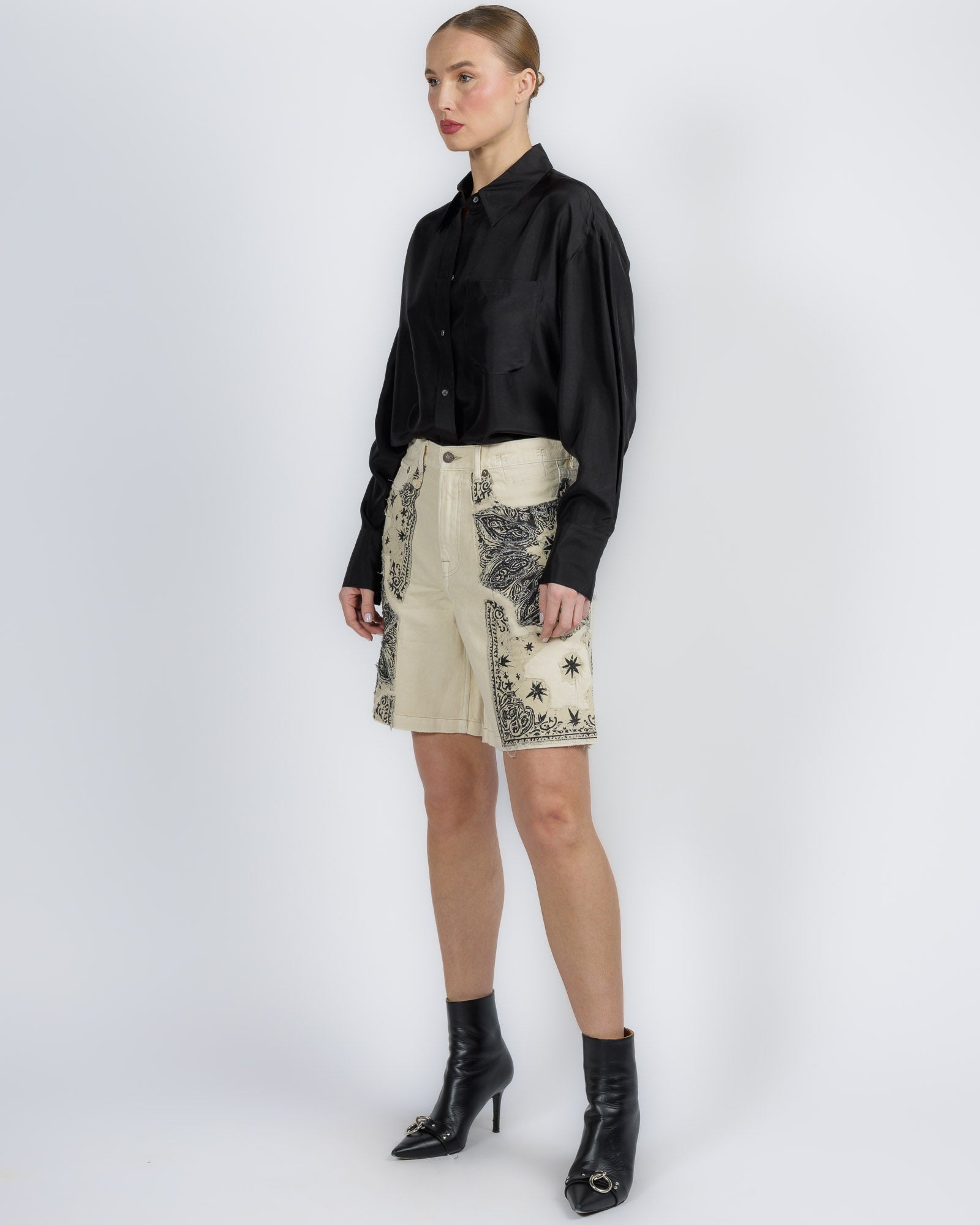 Relaxed Bermuda Jeans