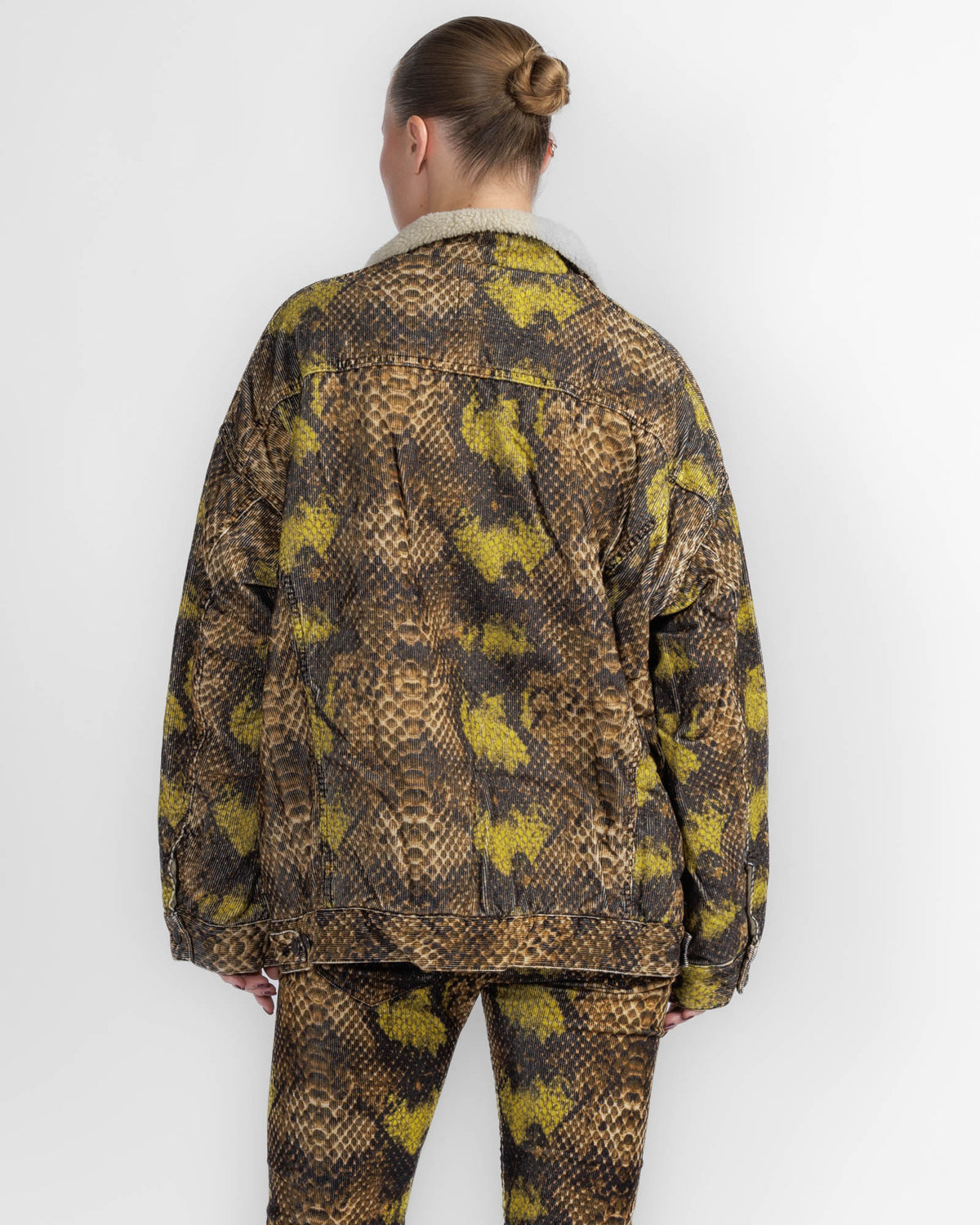 Oversized Trucker Jacket