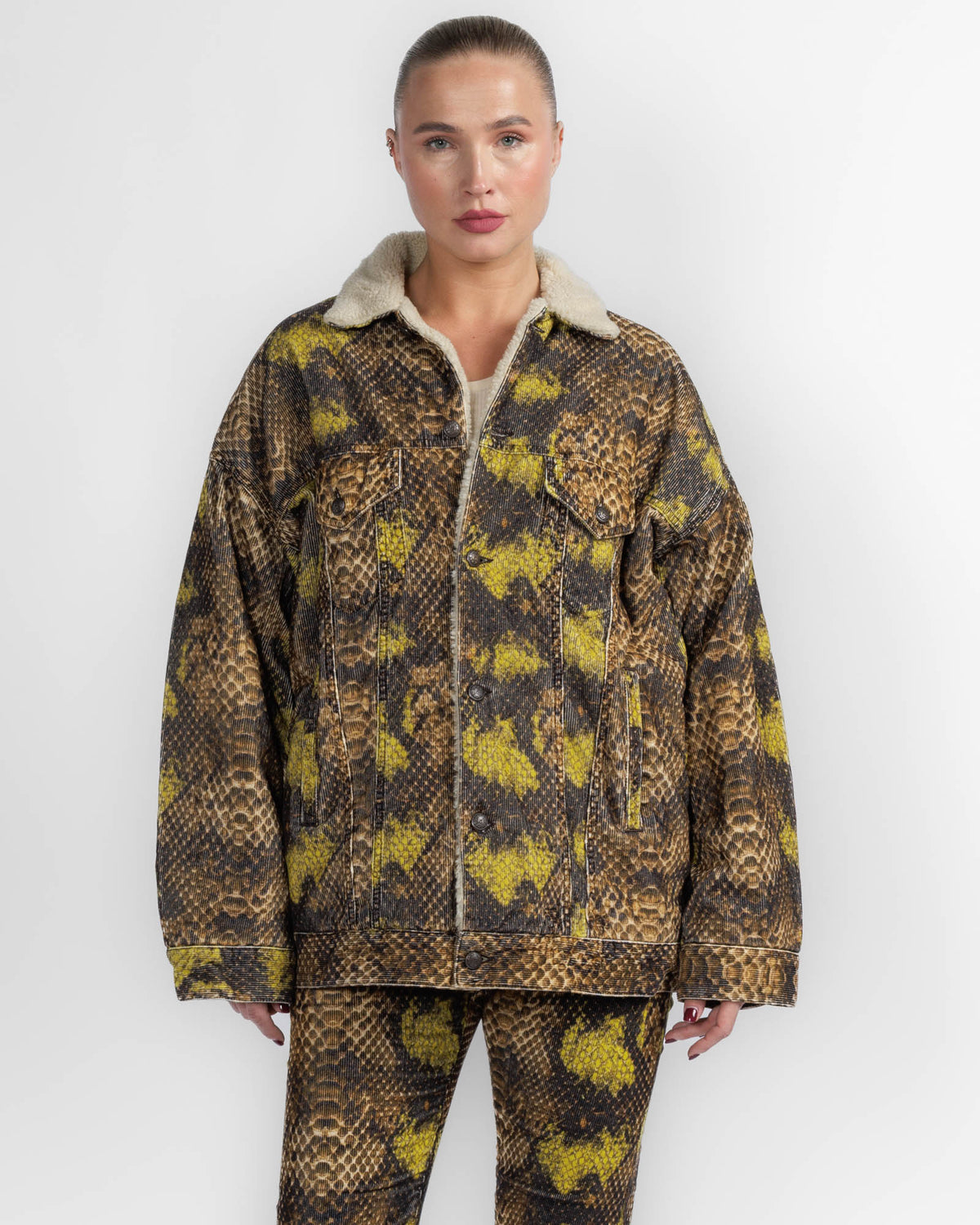 Oversized Trucker Jacket
