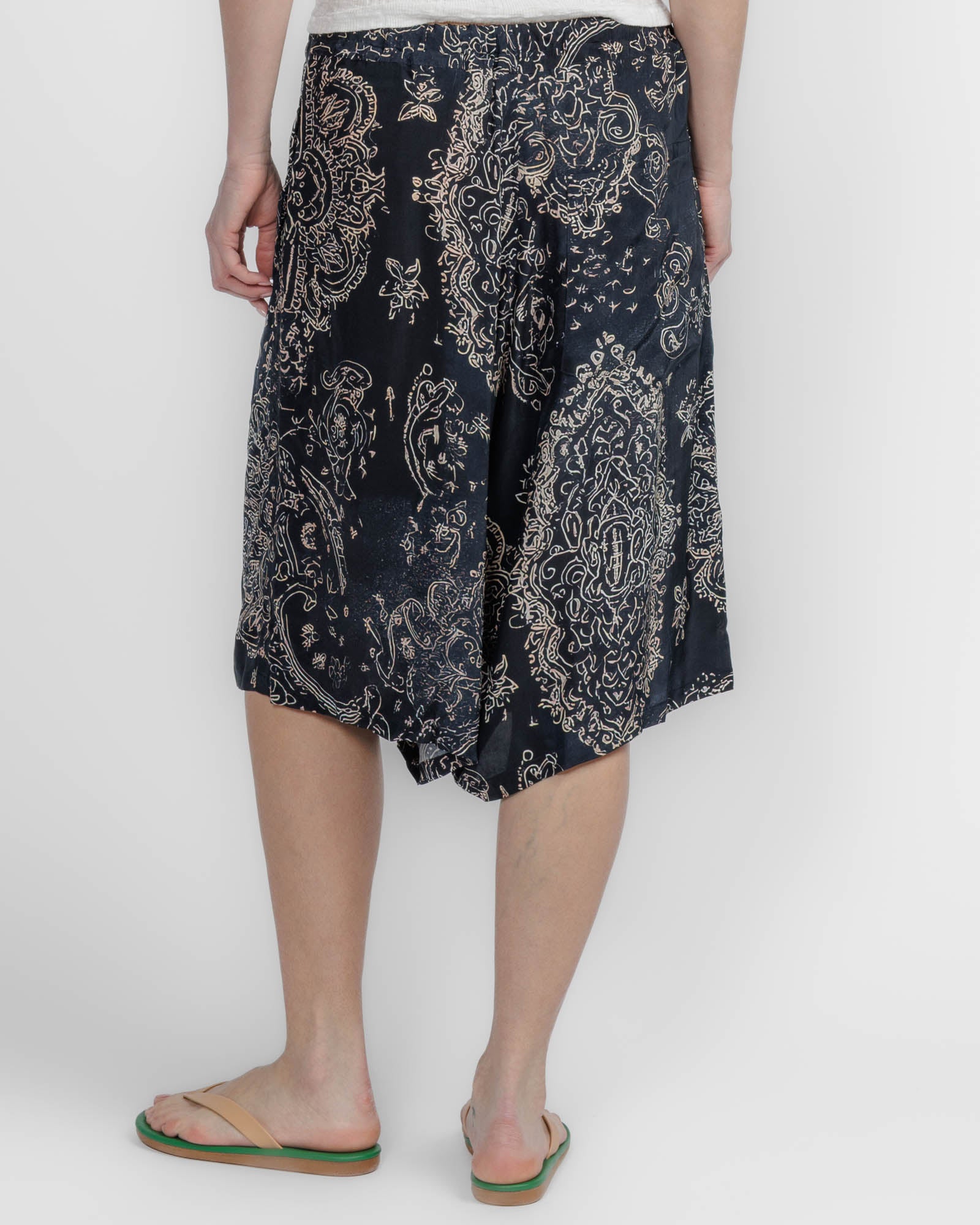 Pleat Jumbo Short