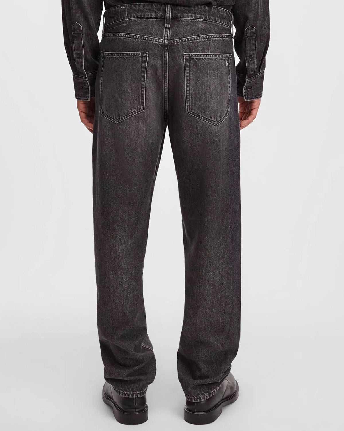 Fit 4 Authentic Jeans