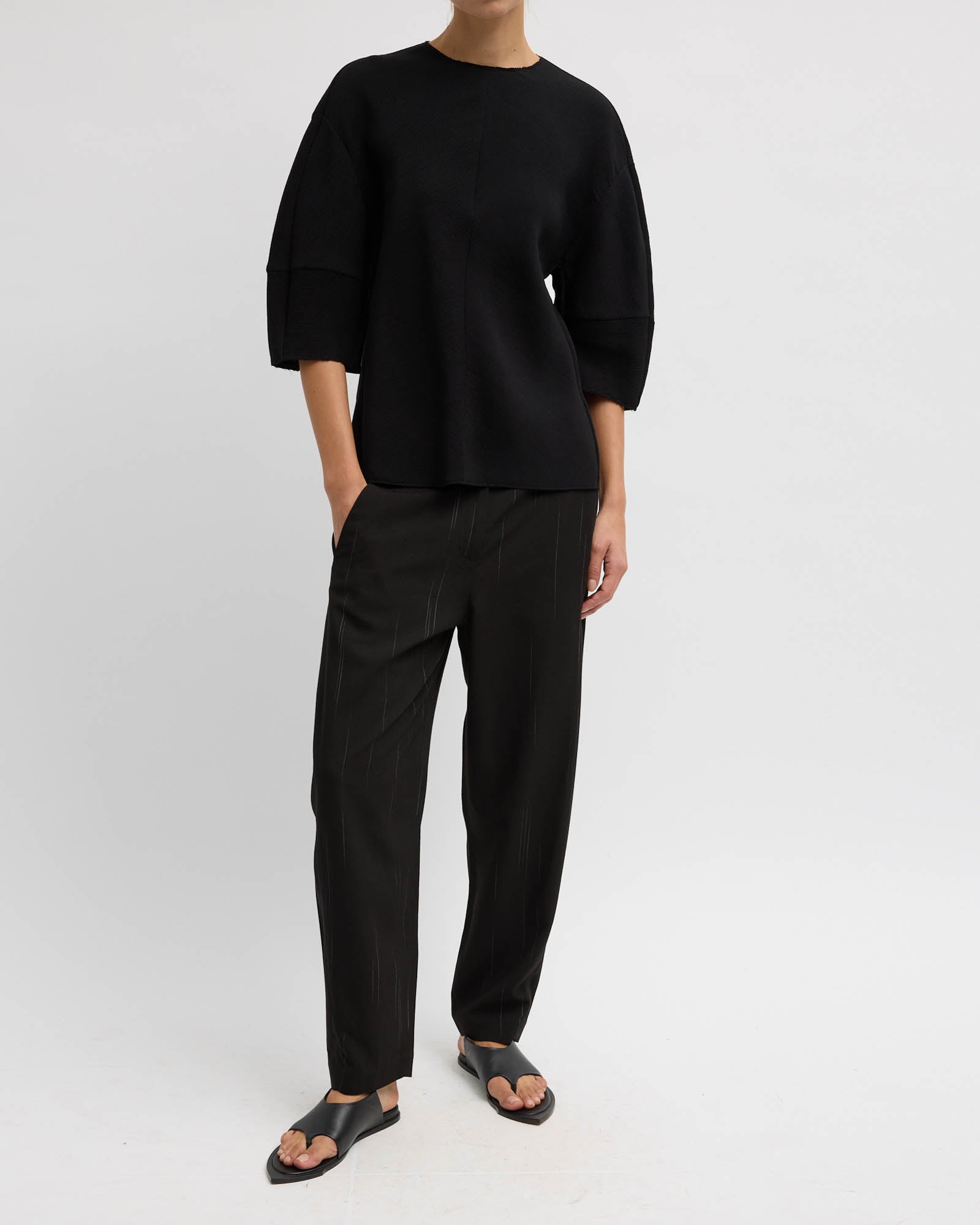 Hinge Short Sleeve