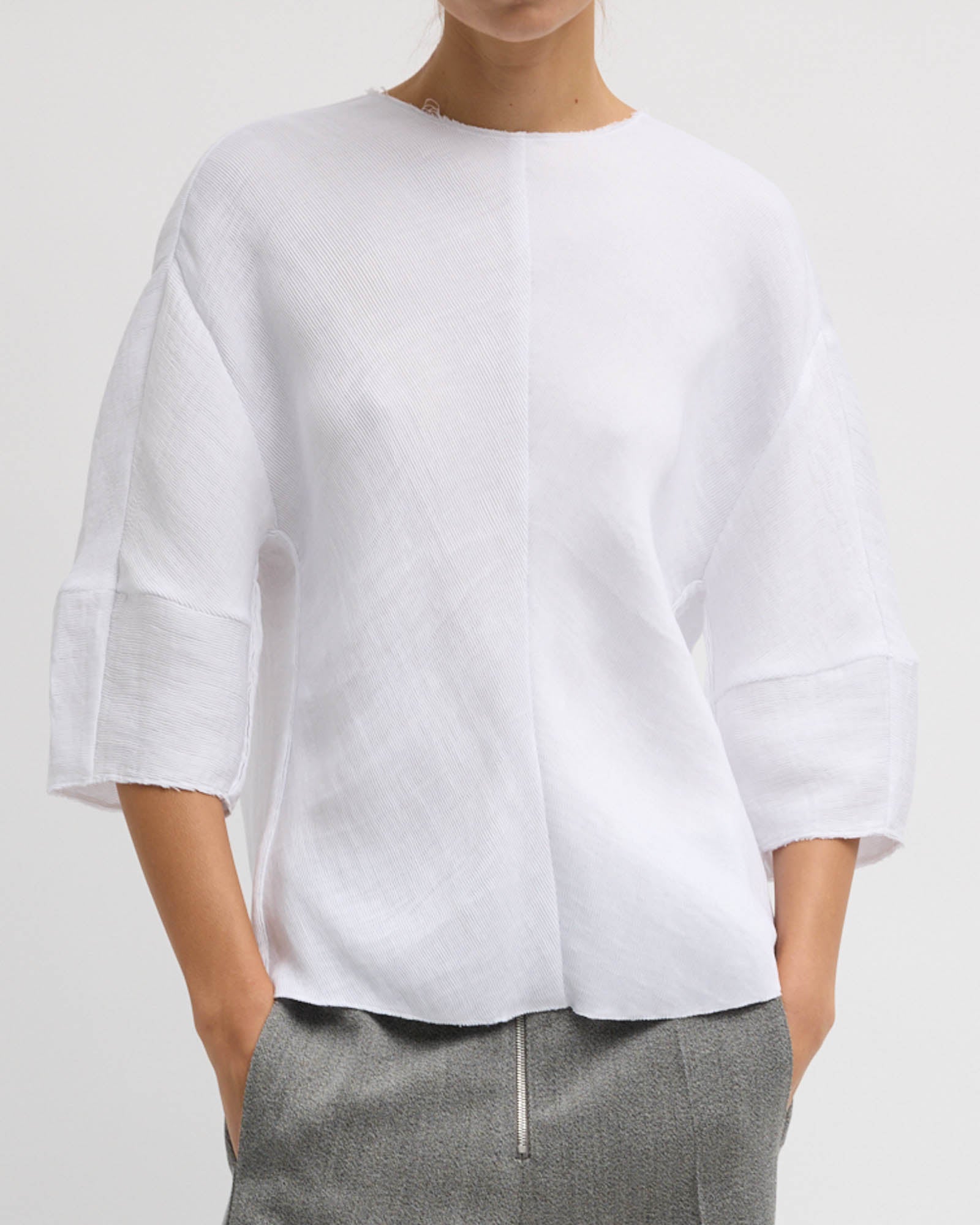 Hinge Short Sleeve