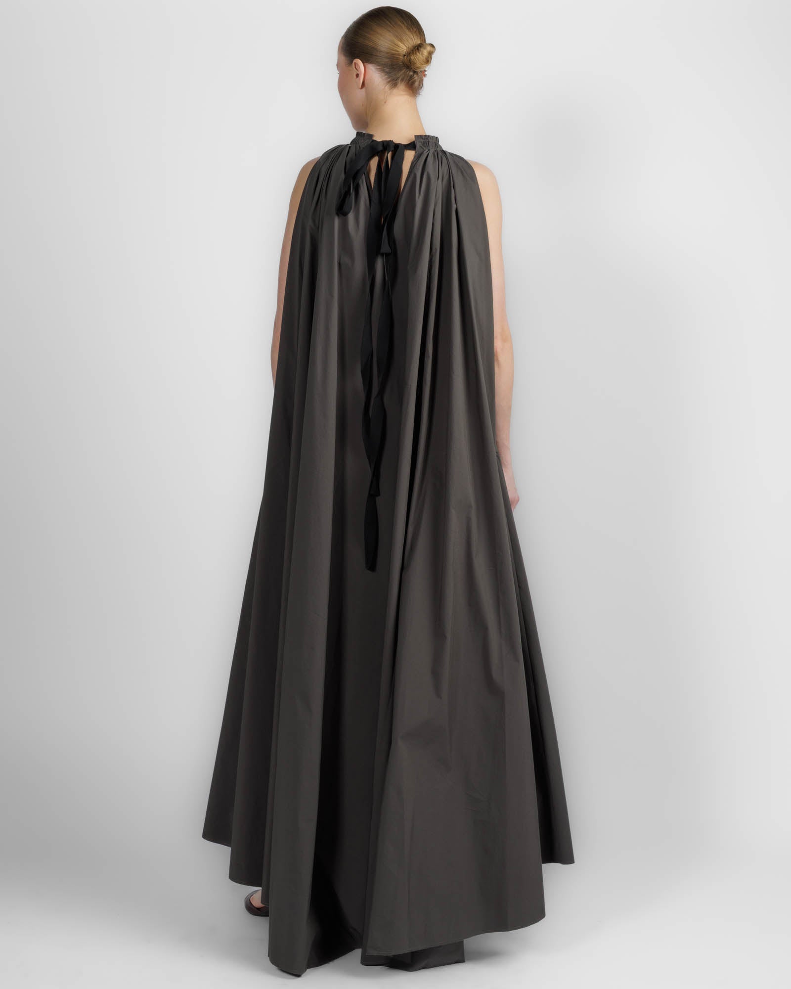 Frida Sleeveless Dress