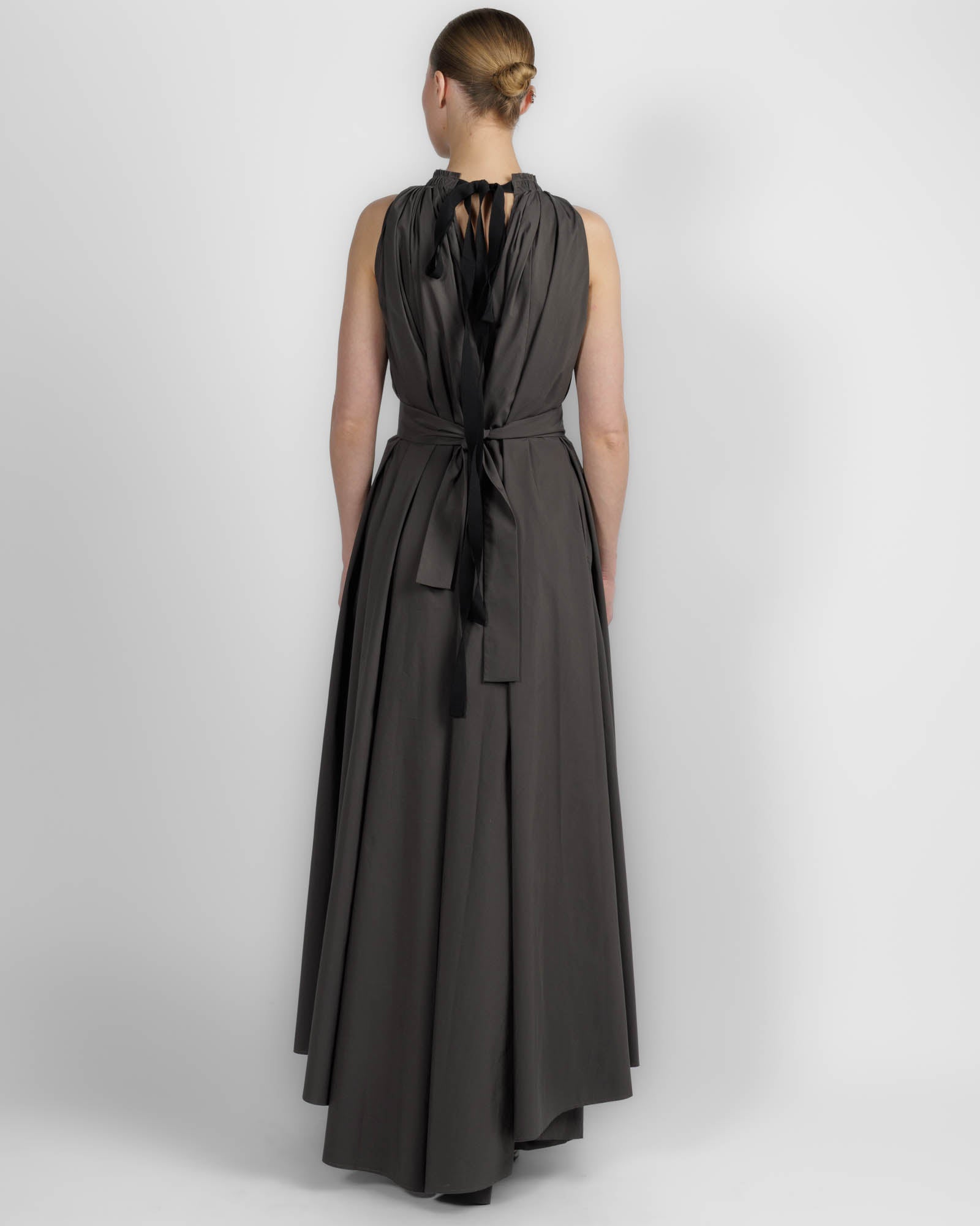 Frida Sleeveless Dress