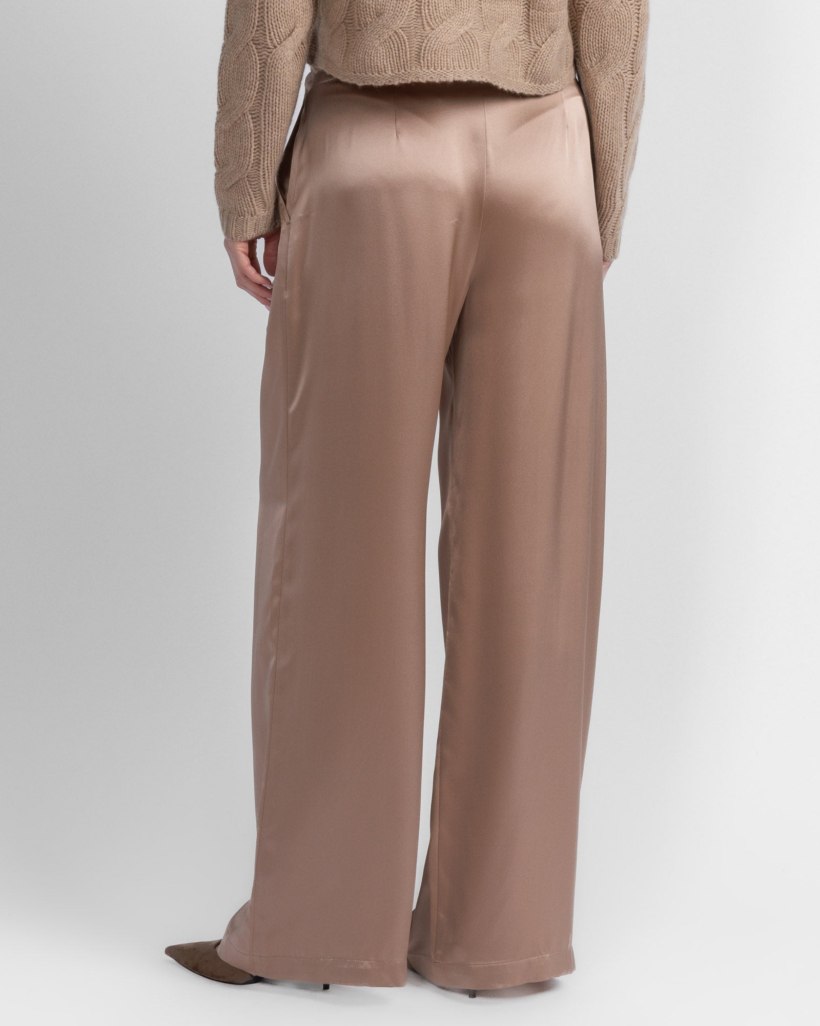 Gemma Pant