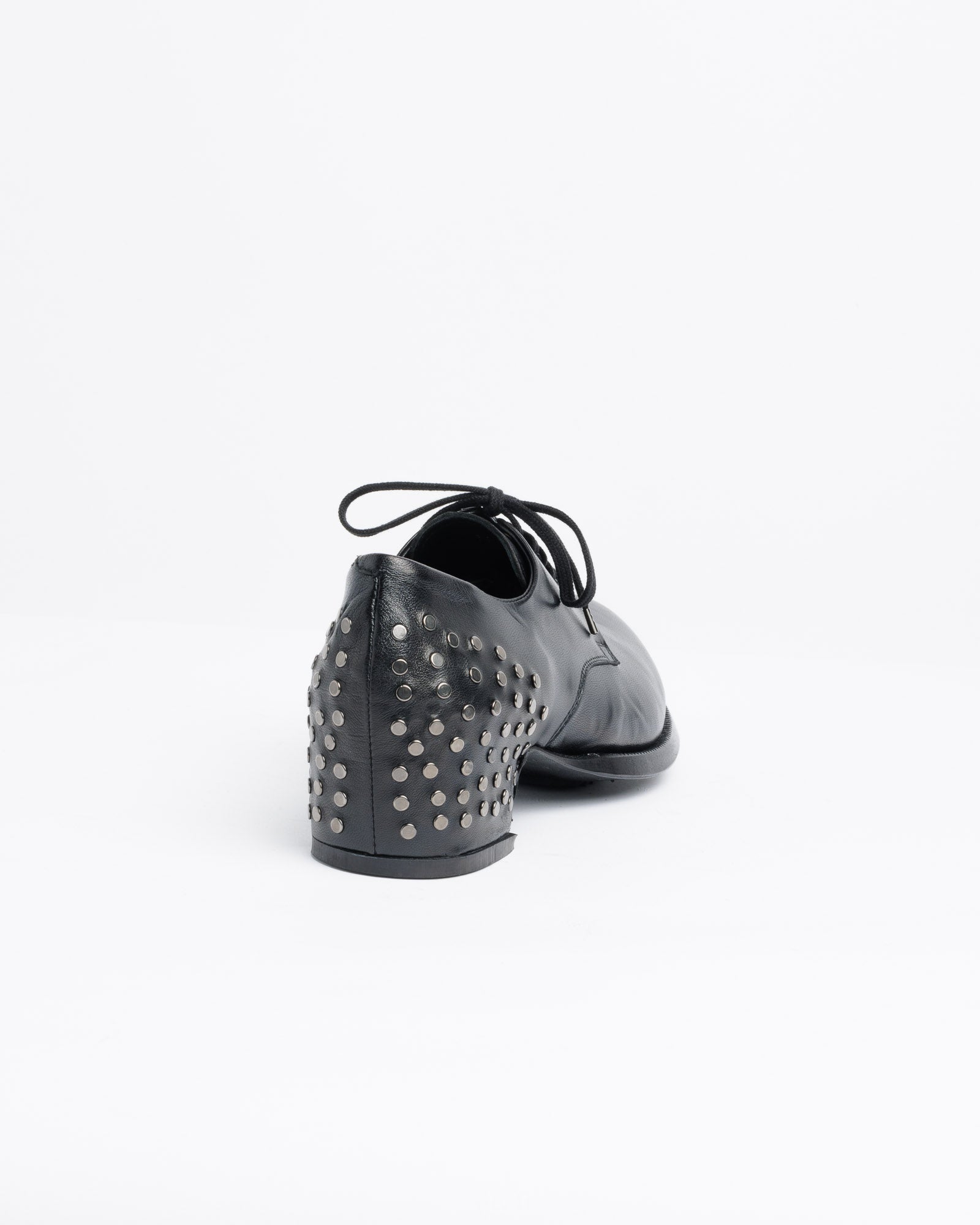 Sira Rivet Shoe