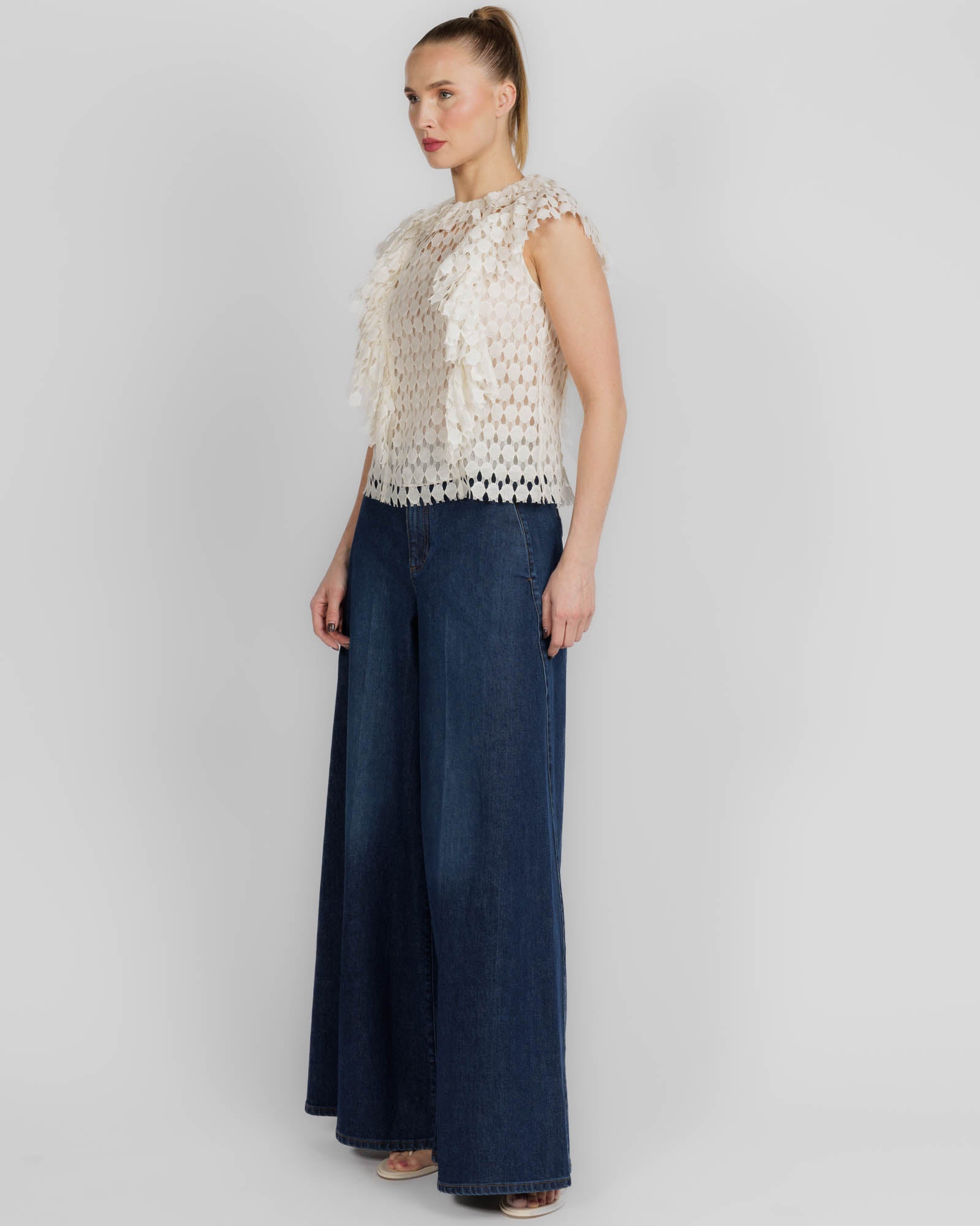 Daevy Lace Top