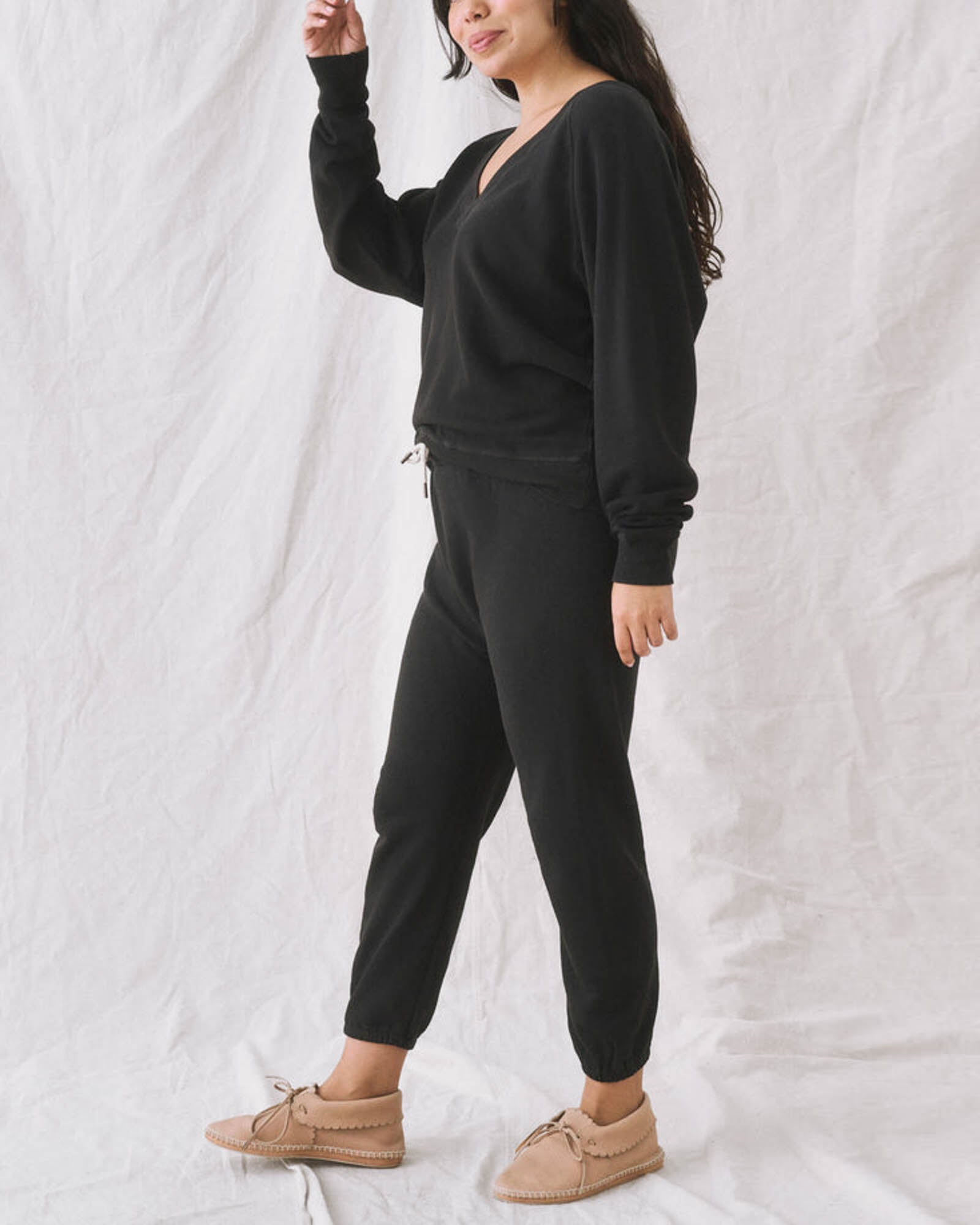 Sweat-shirt à col en V