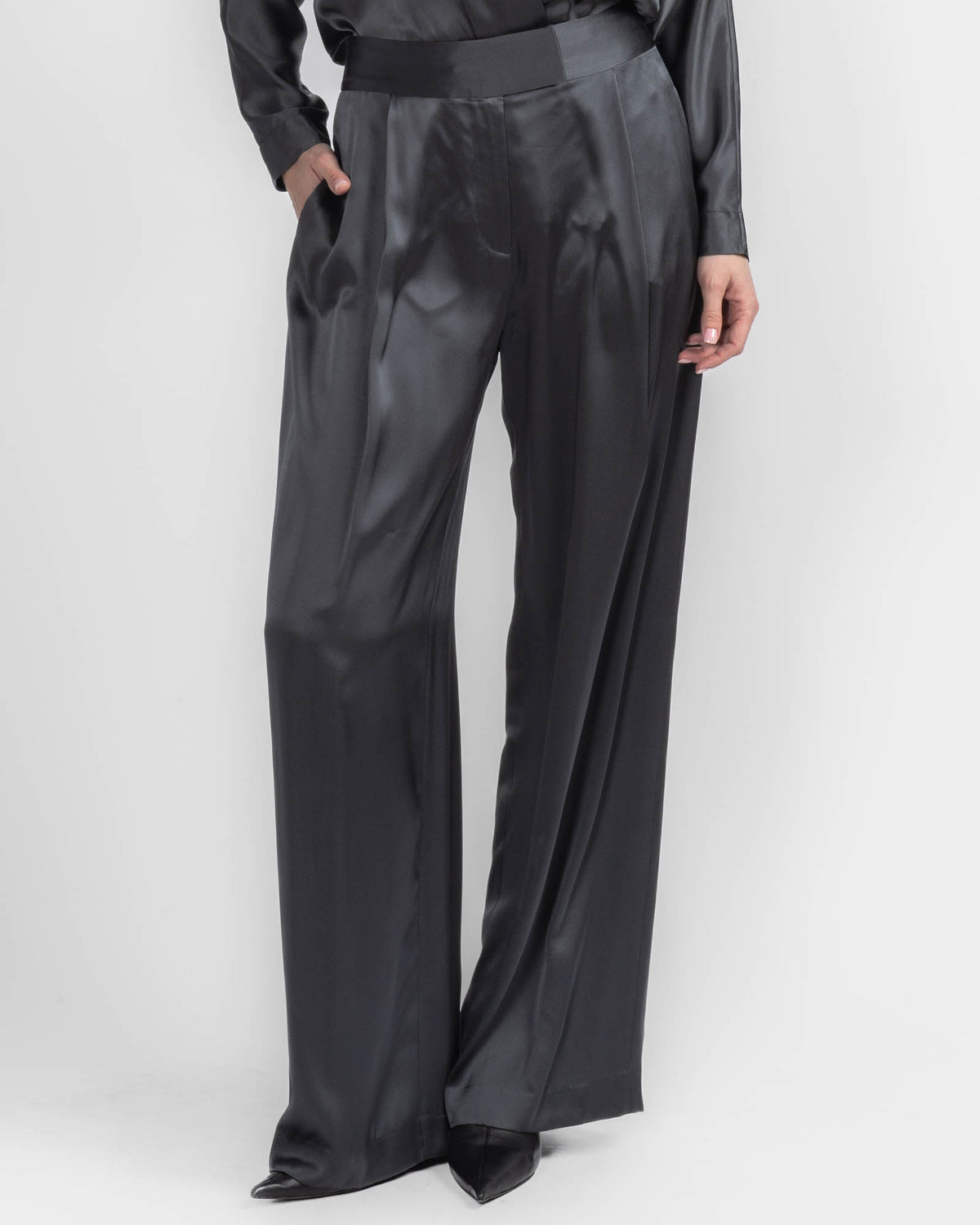 Relaxed Trousers