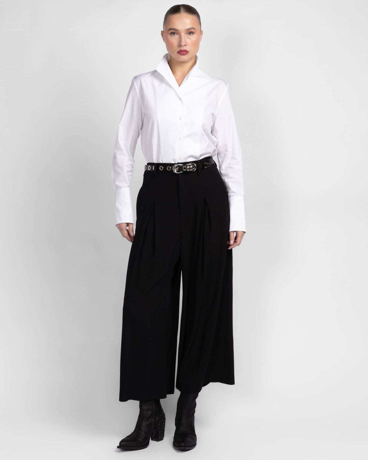 Invert Tuck Flare Pant