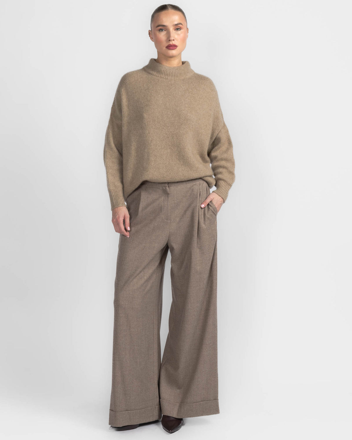 Full Cuff Pants
