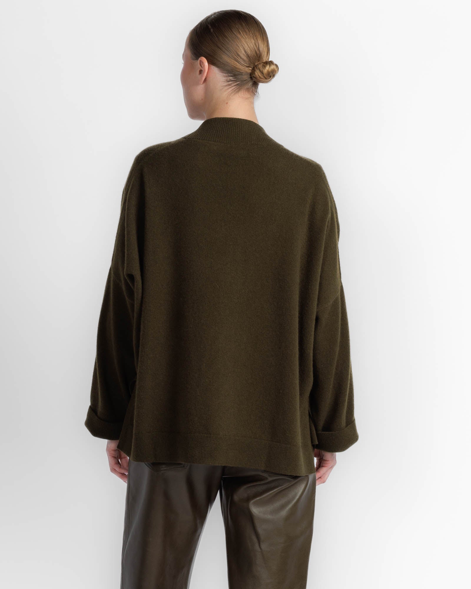 Ribbed Neck Cardigan