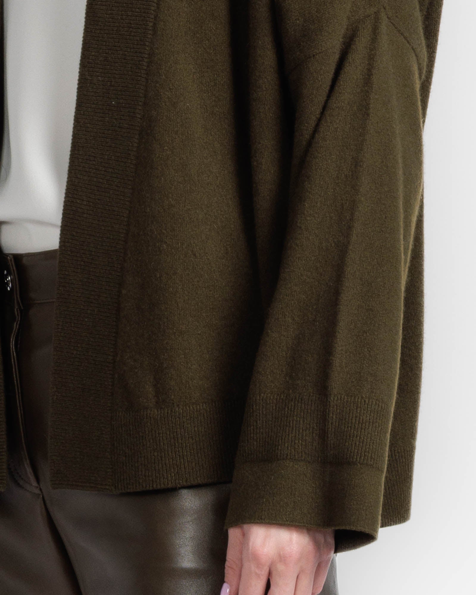 Ribbed Neck Cardigan