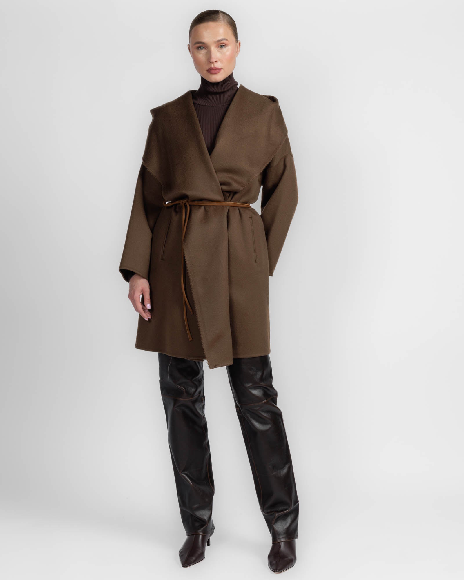 Hooded Coat With Cimossa