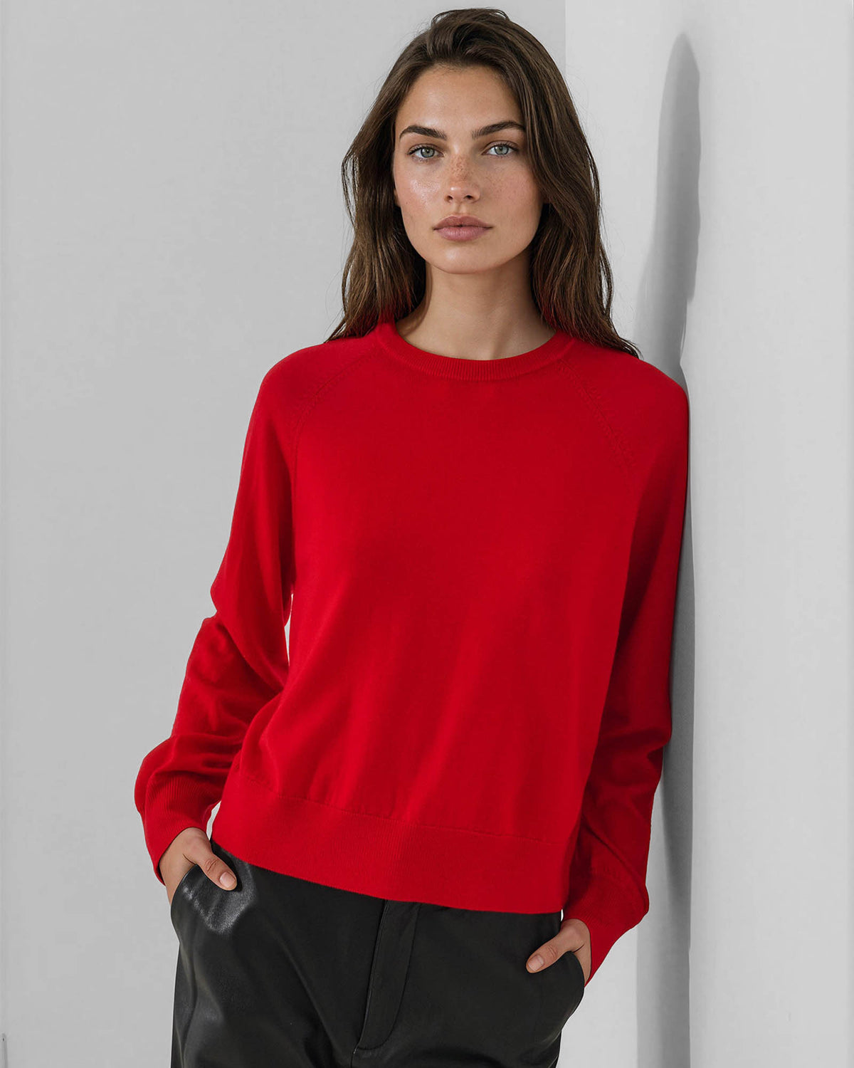 Relax Raglan Crewneck