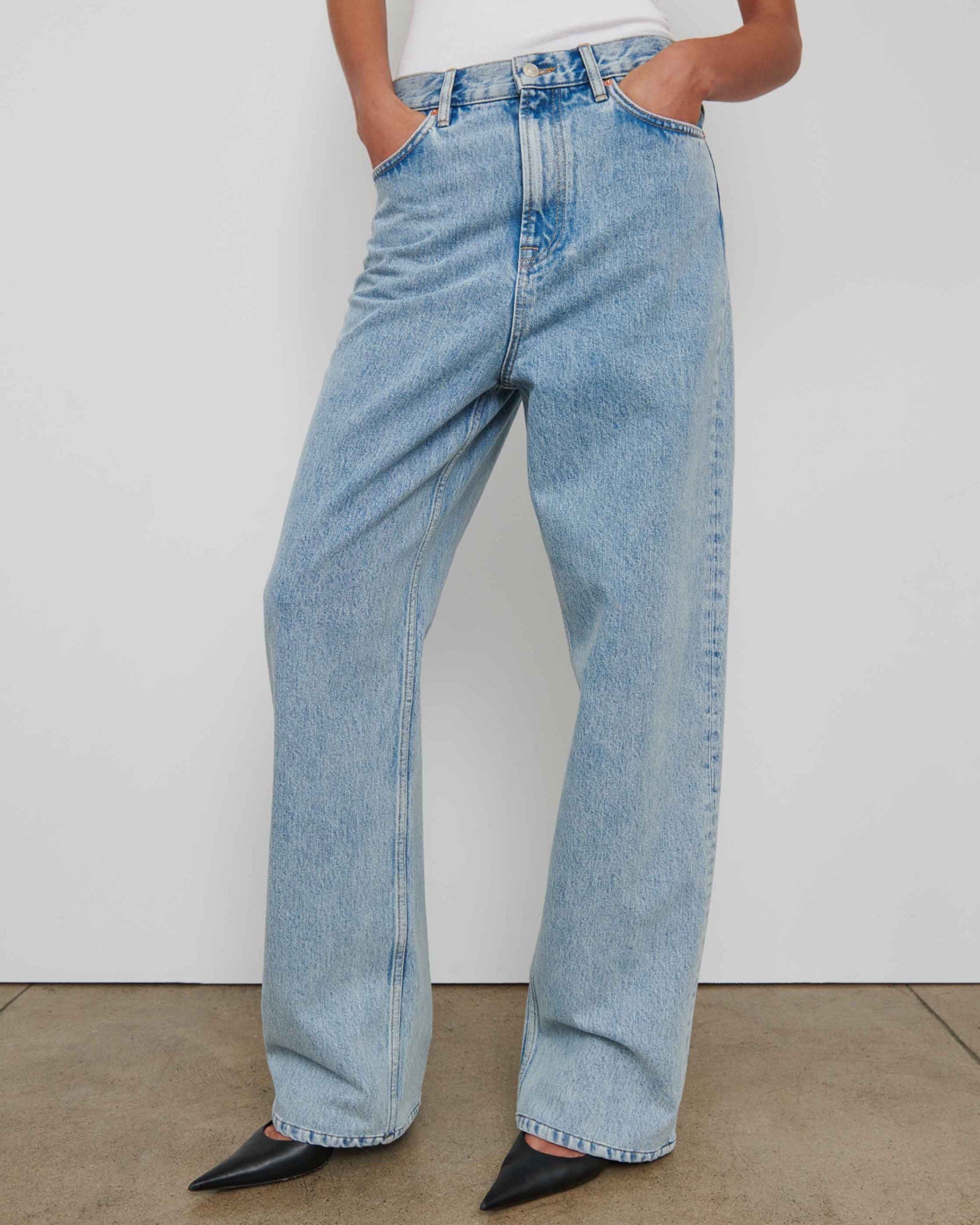 Low Rise Jeans - WARDROBE.NYC