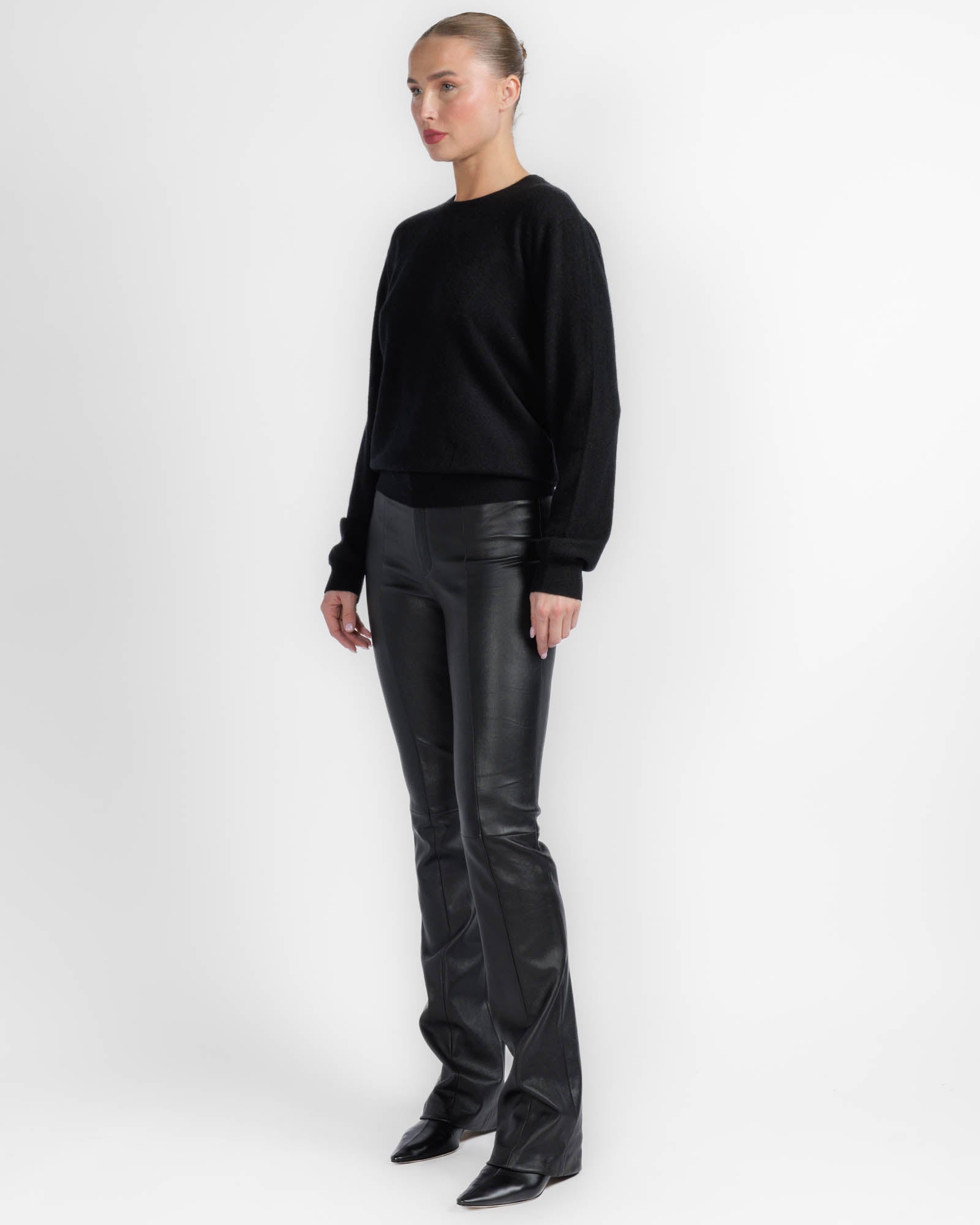 R-Neck Sweater