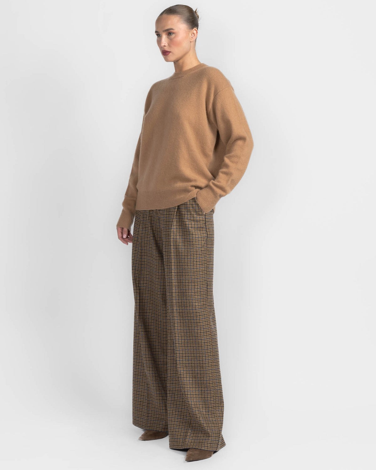 Round Neck Sweater