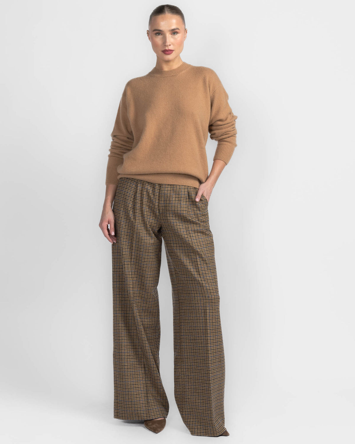 Round Neck Sweater
