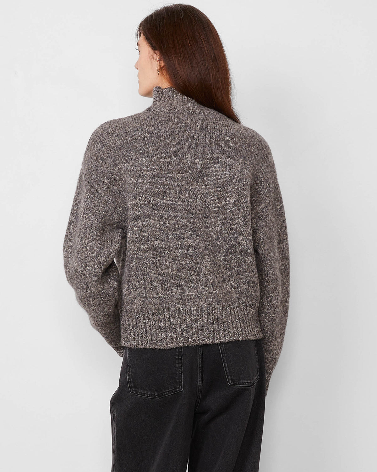 Vesna Sweater
