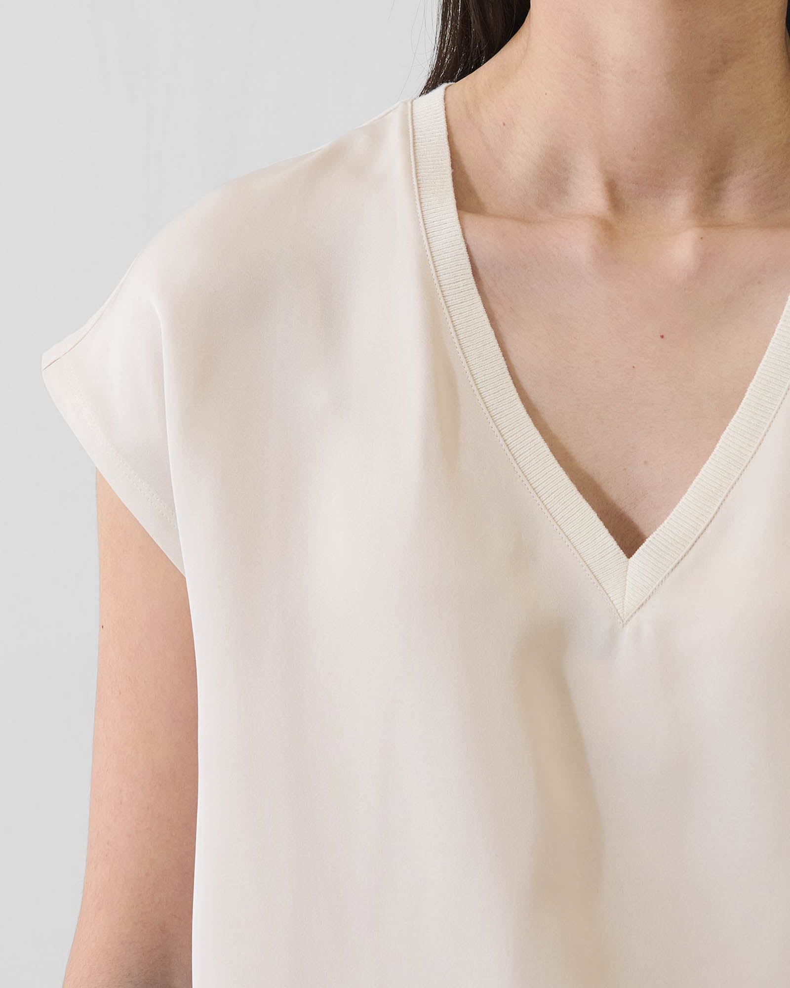 Silk Dolman V-Neck T-Shirt