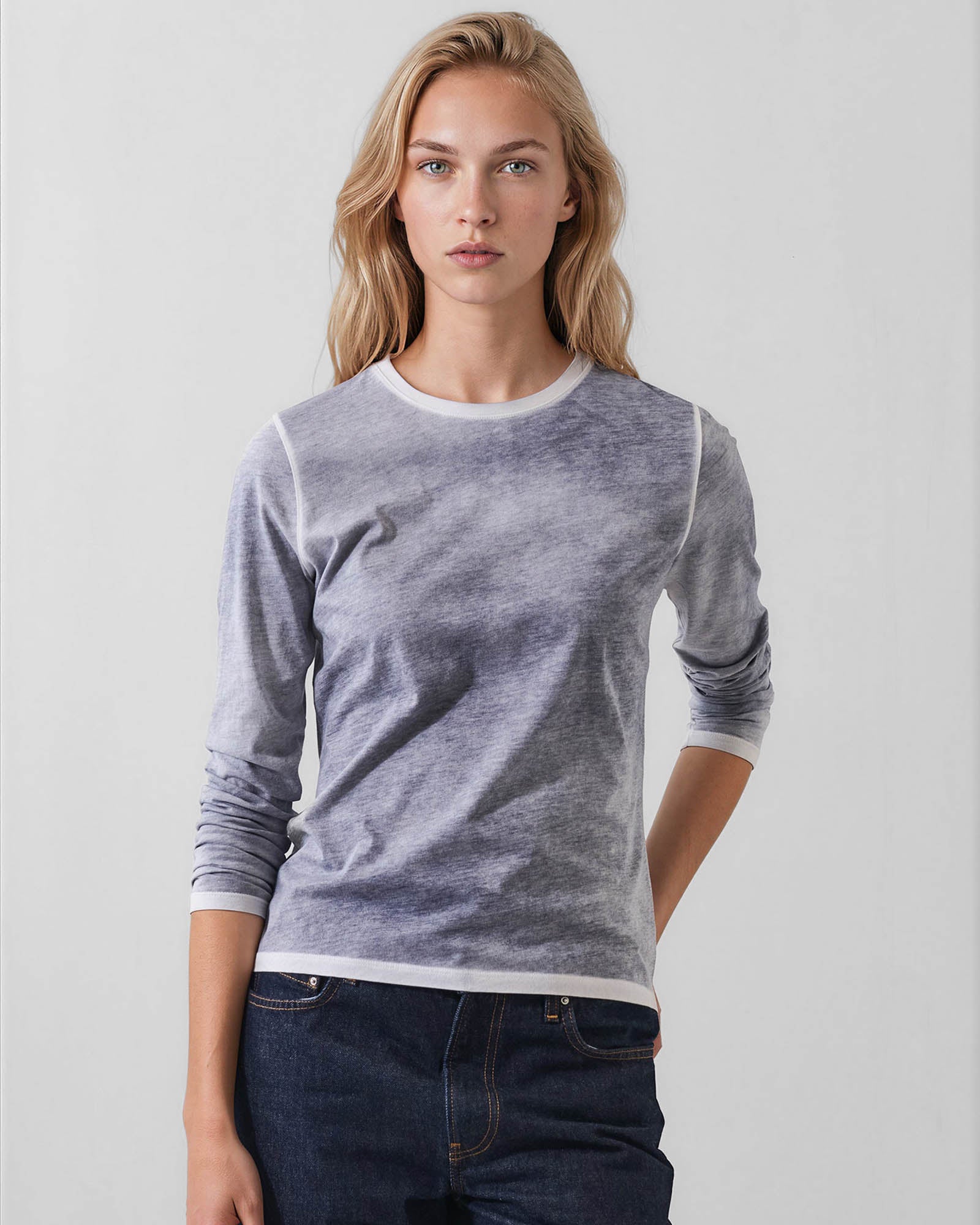 Reverse Spray Crewneck