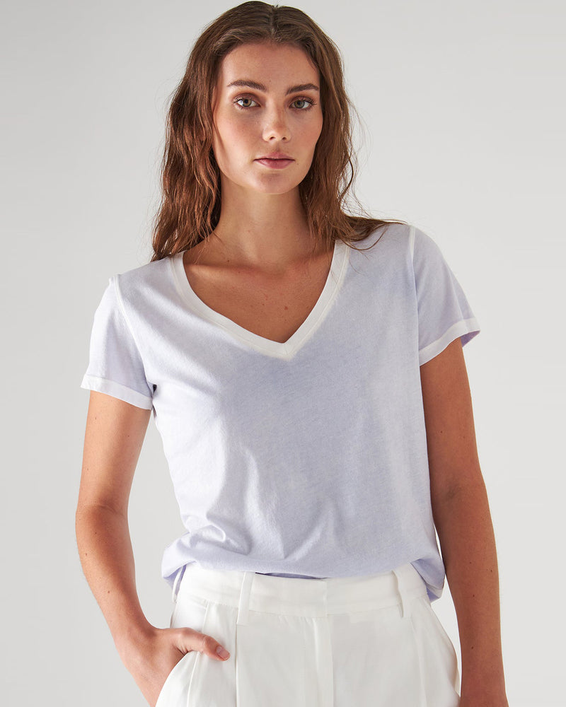 Classic Spray V-Neck Tee