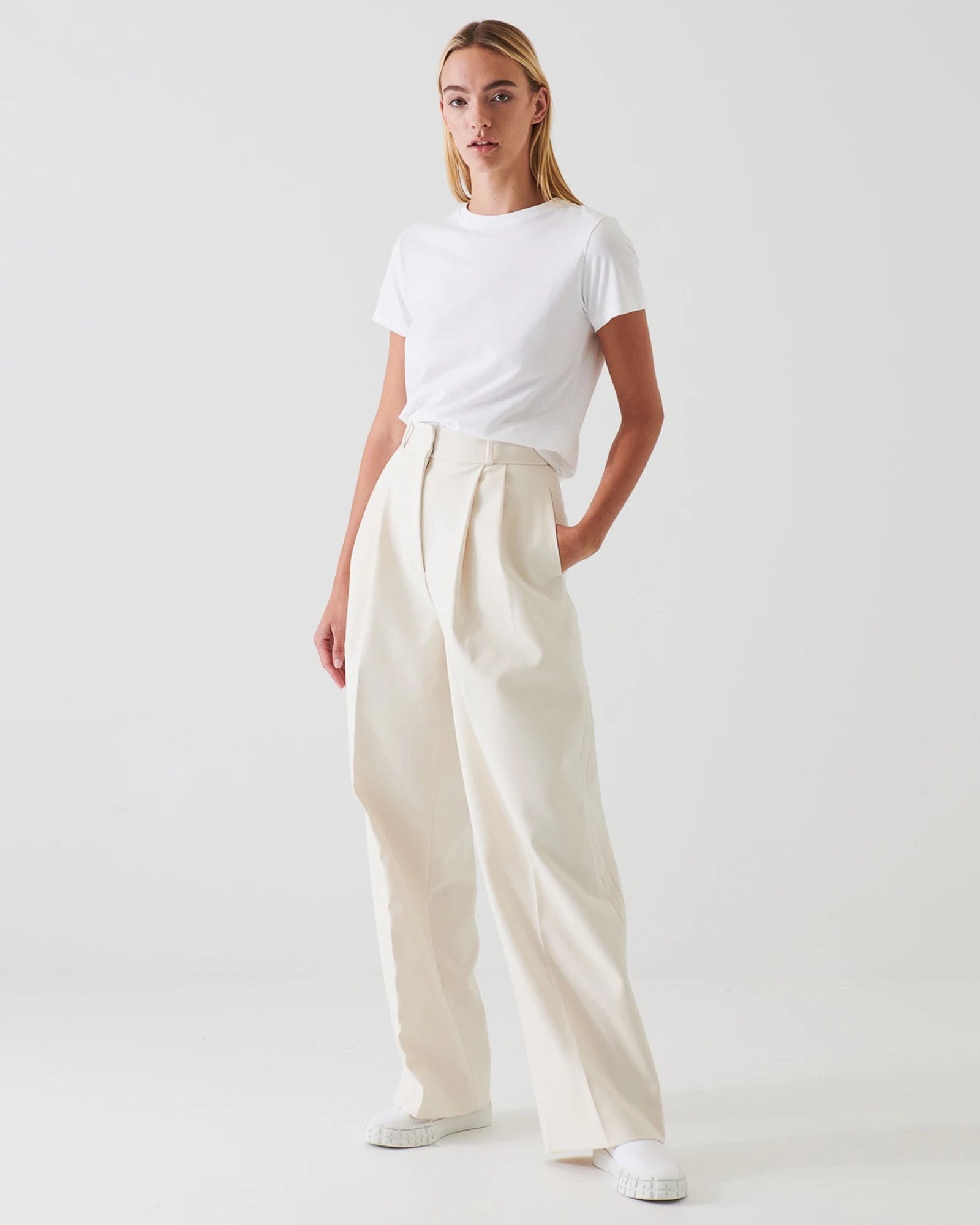 Slim Stretch Crew T-Shirt