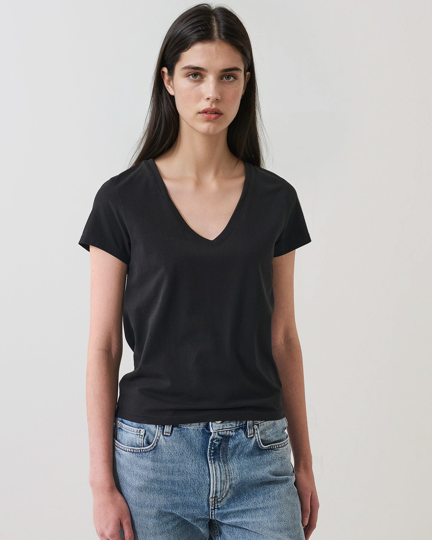Stretch Slim V-Neck T-Shirt