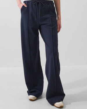 Pintuck Pant