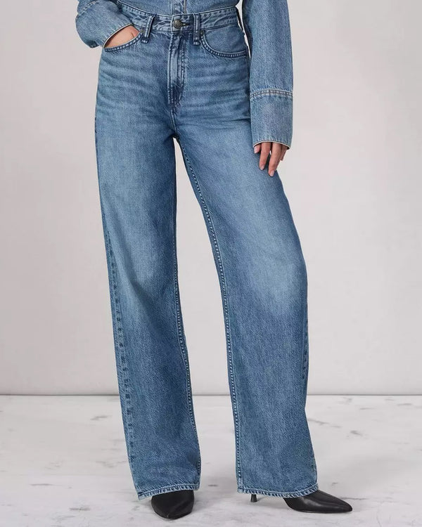 Featherweight Logan Jeans