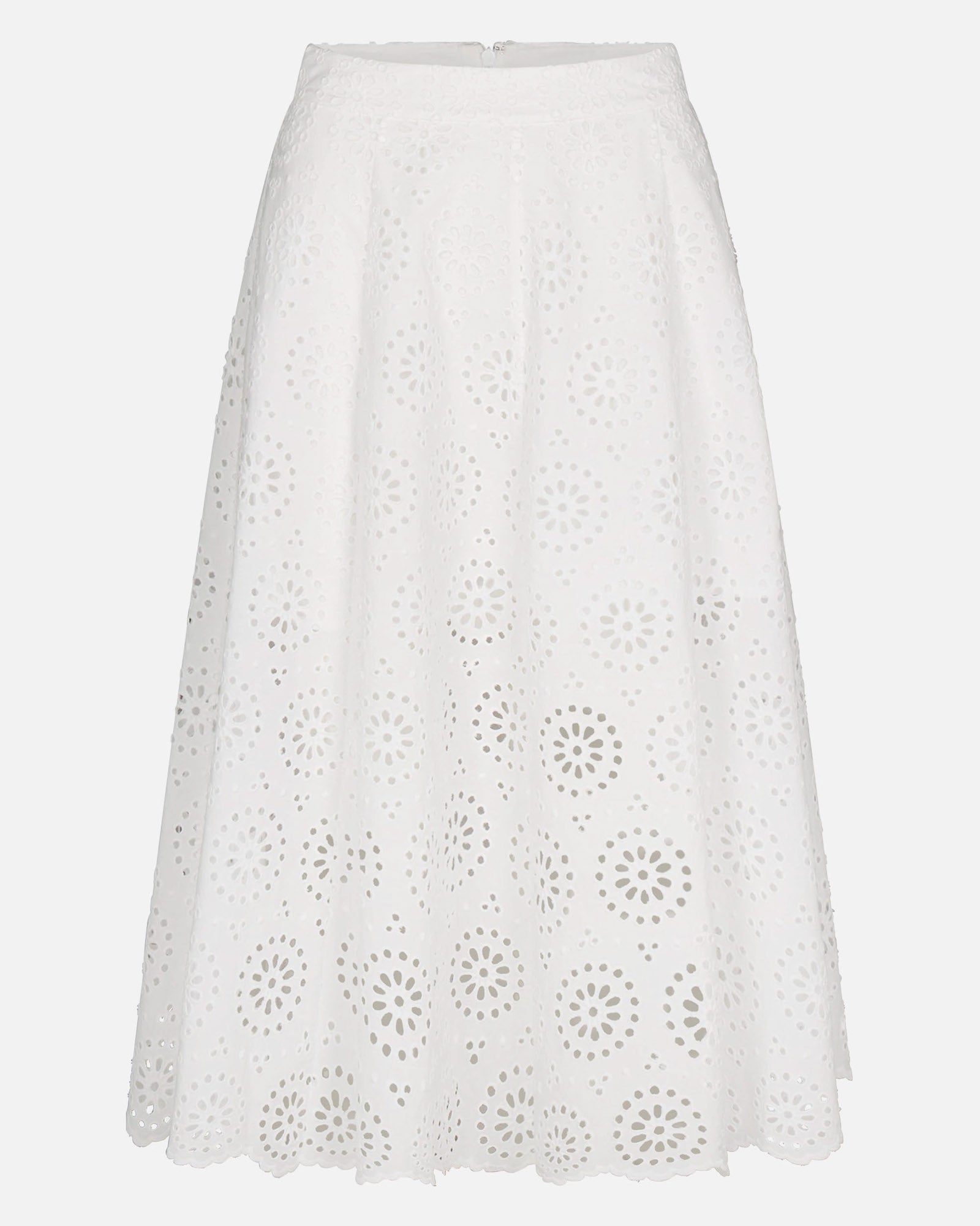 The Solstice Eyelet
