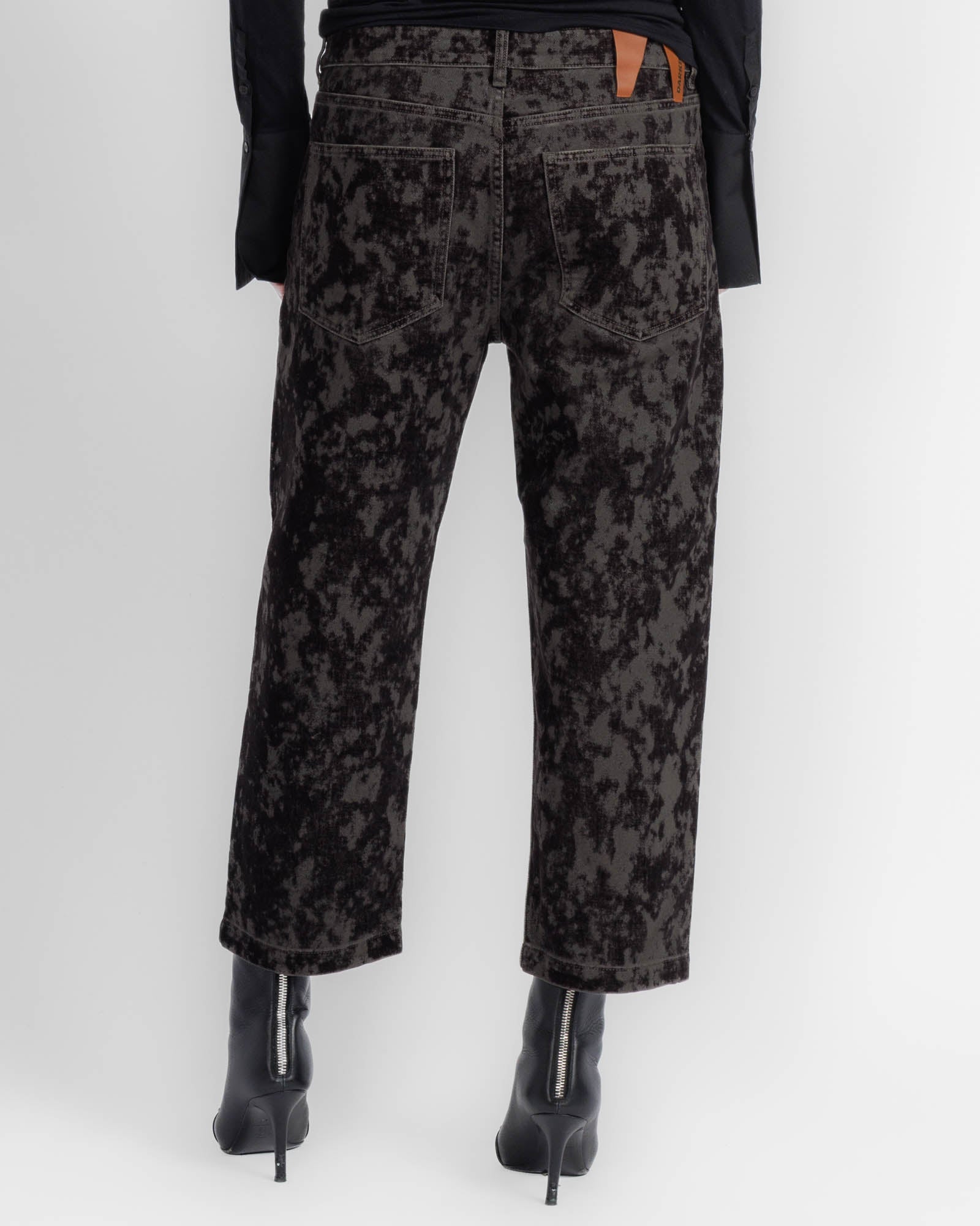 Lizzie Crop Boyfriend Jean