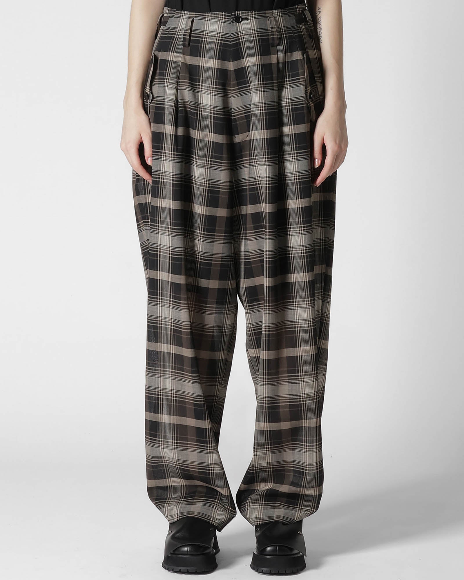 U2 Tuck Wide Pant