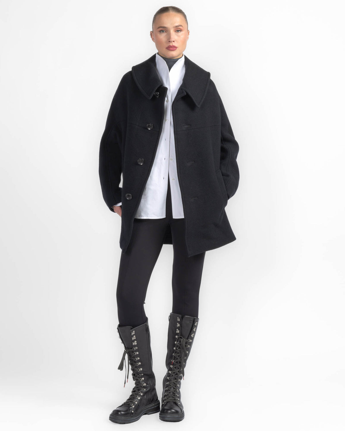 U-Arranged Sleeve Coat