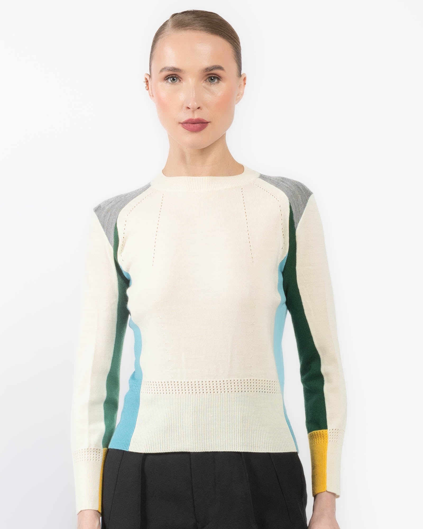 Col ras du cou à manches longues