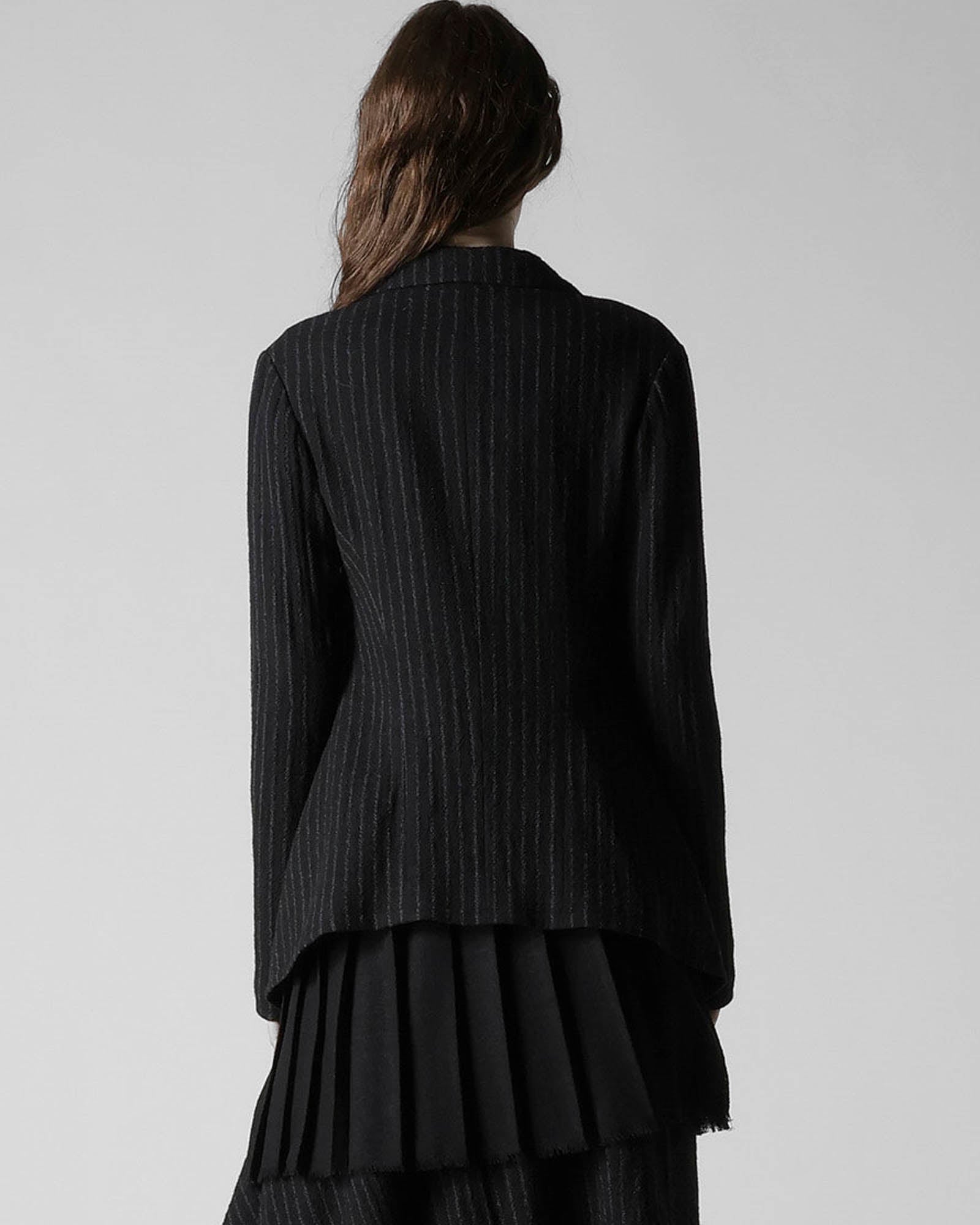 Pleats Designed Jacket